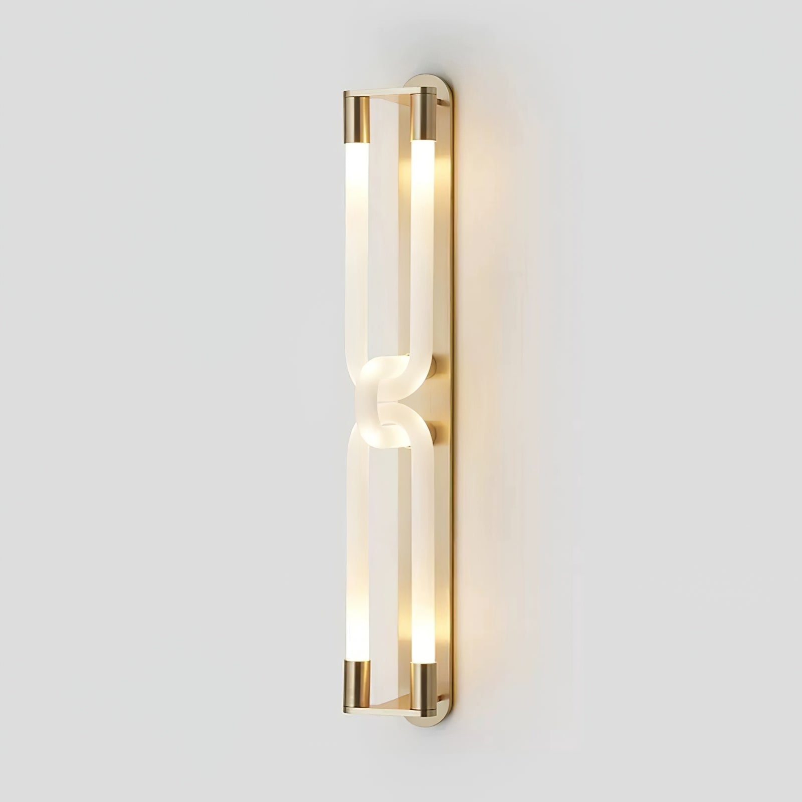 Loracus Wall Light