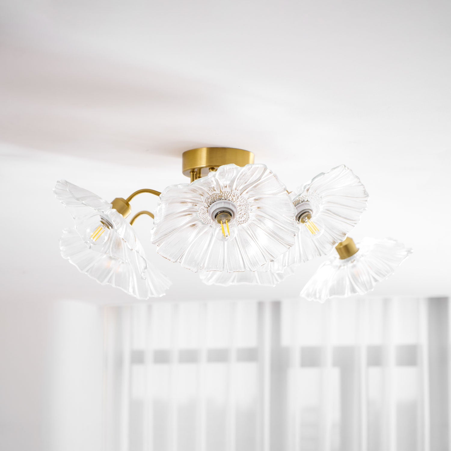 Mera Leaf Ceiling Light