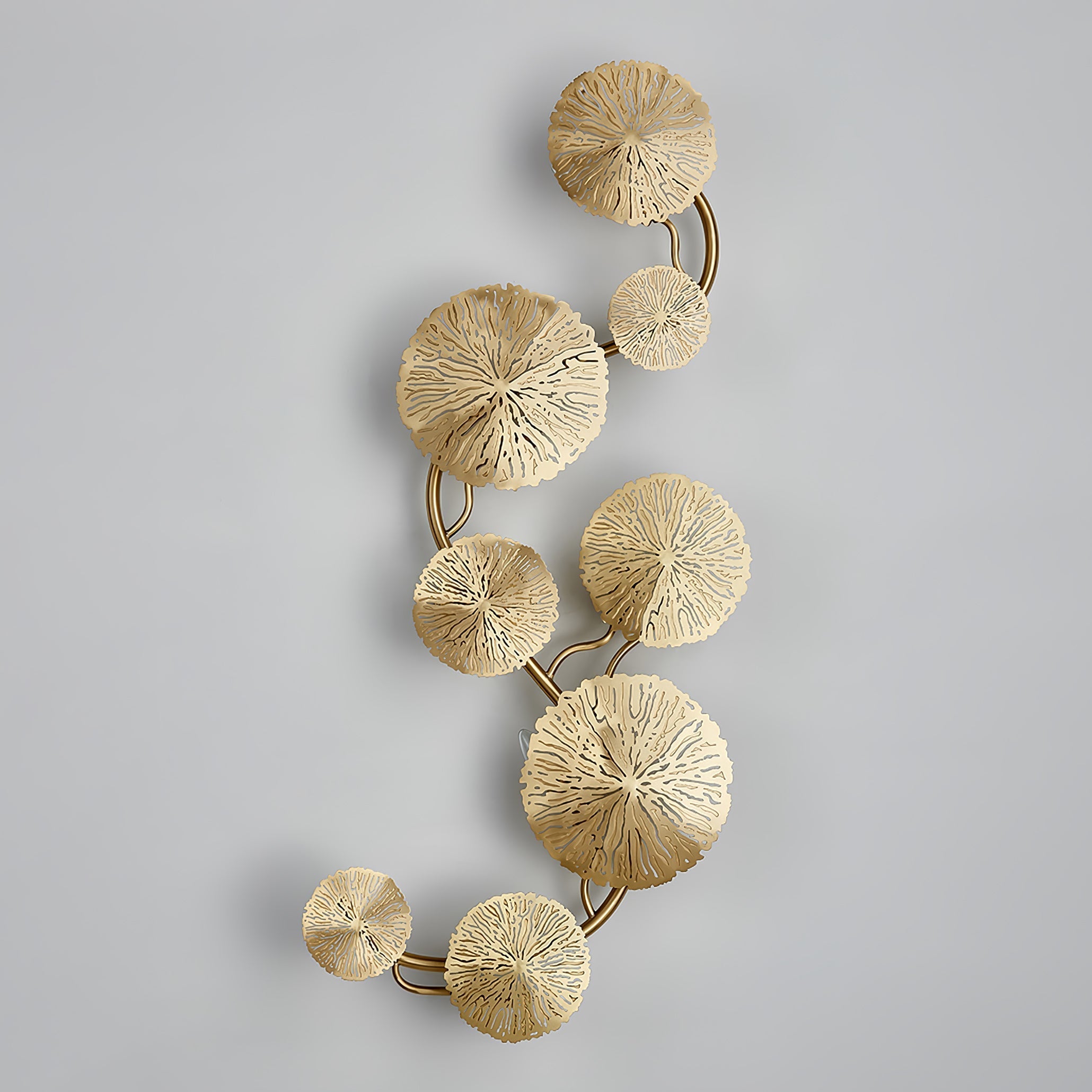 Letuzo Leaf Wall Light