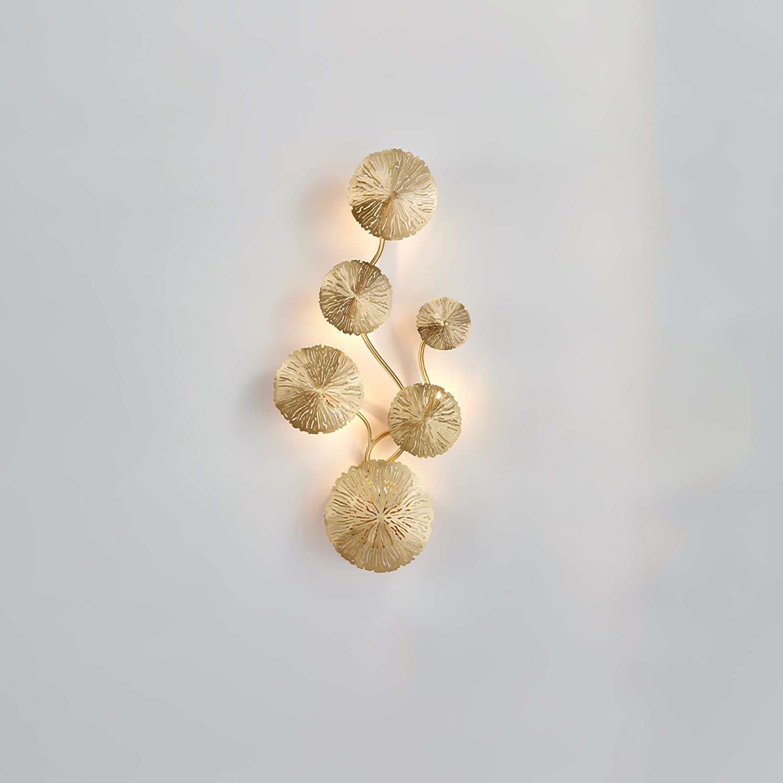 Letuzo Leaf Wall Light