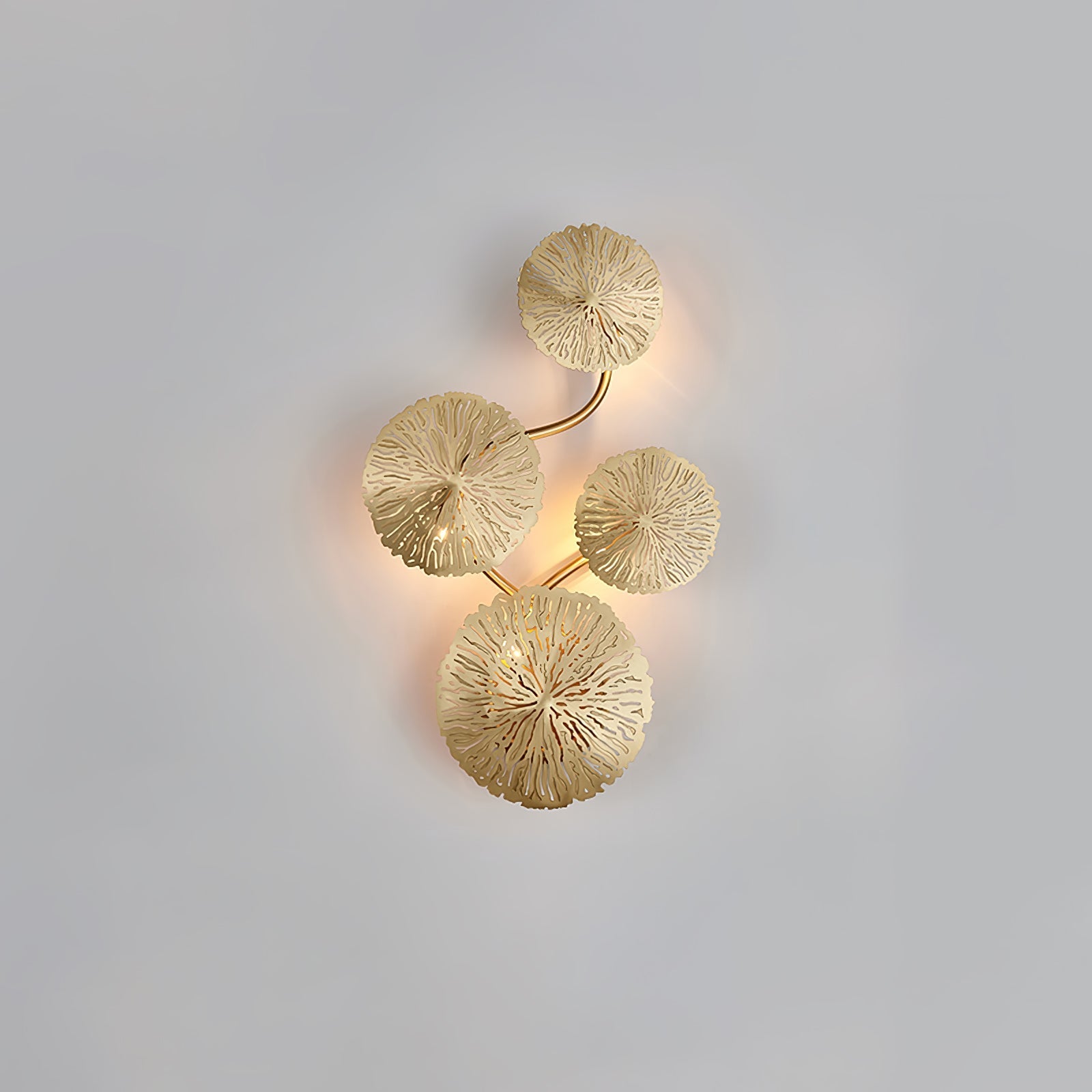 Letuzo Leaf Wall Light