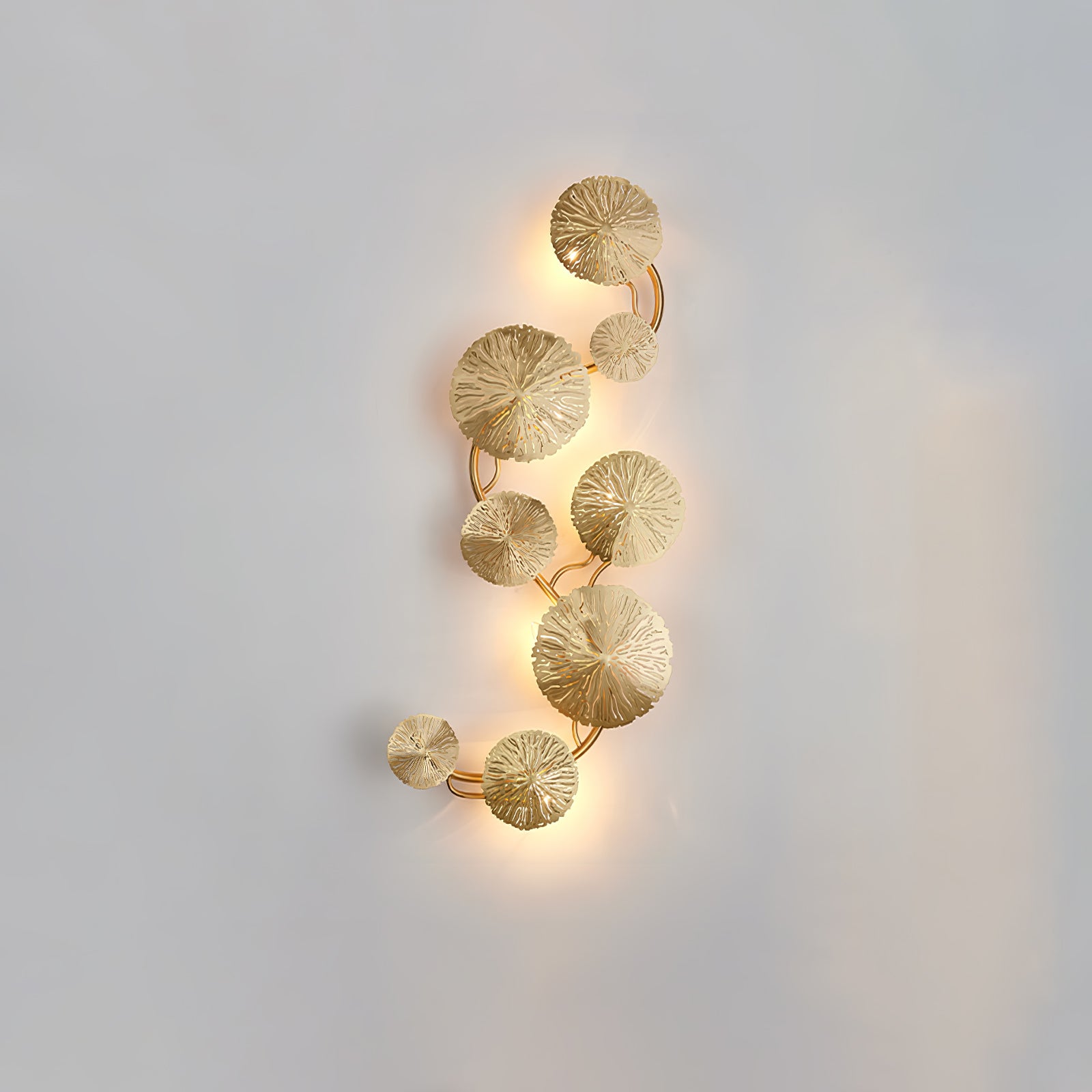 Letuzo Leaf Wall Light