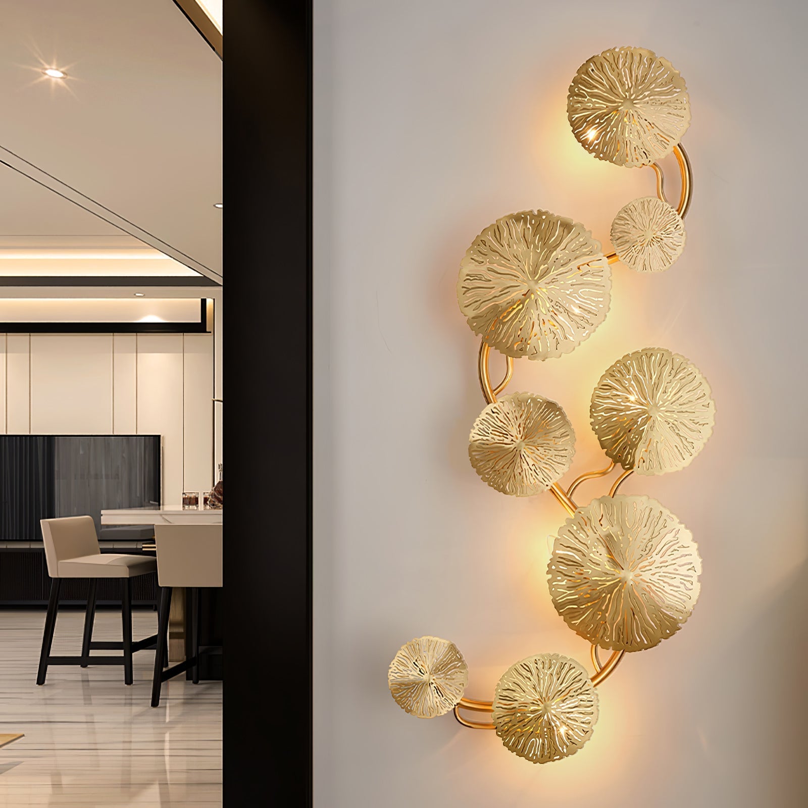 Letuzo Leaf Wall Light