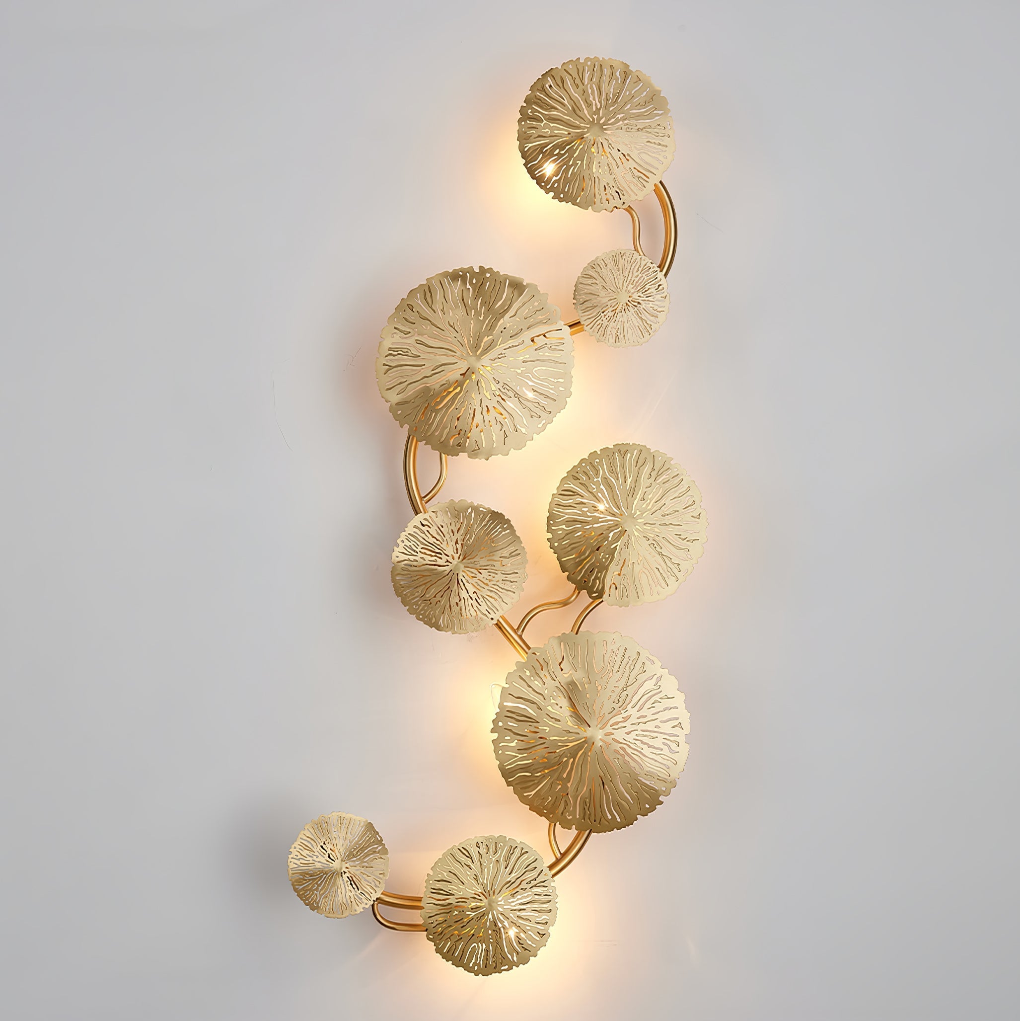 Letuzo Leaf Wall Light