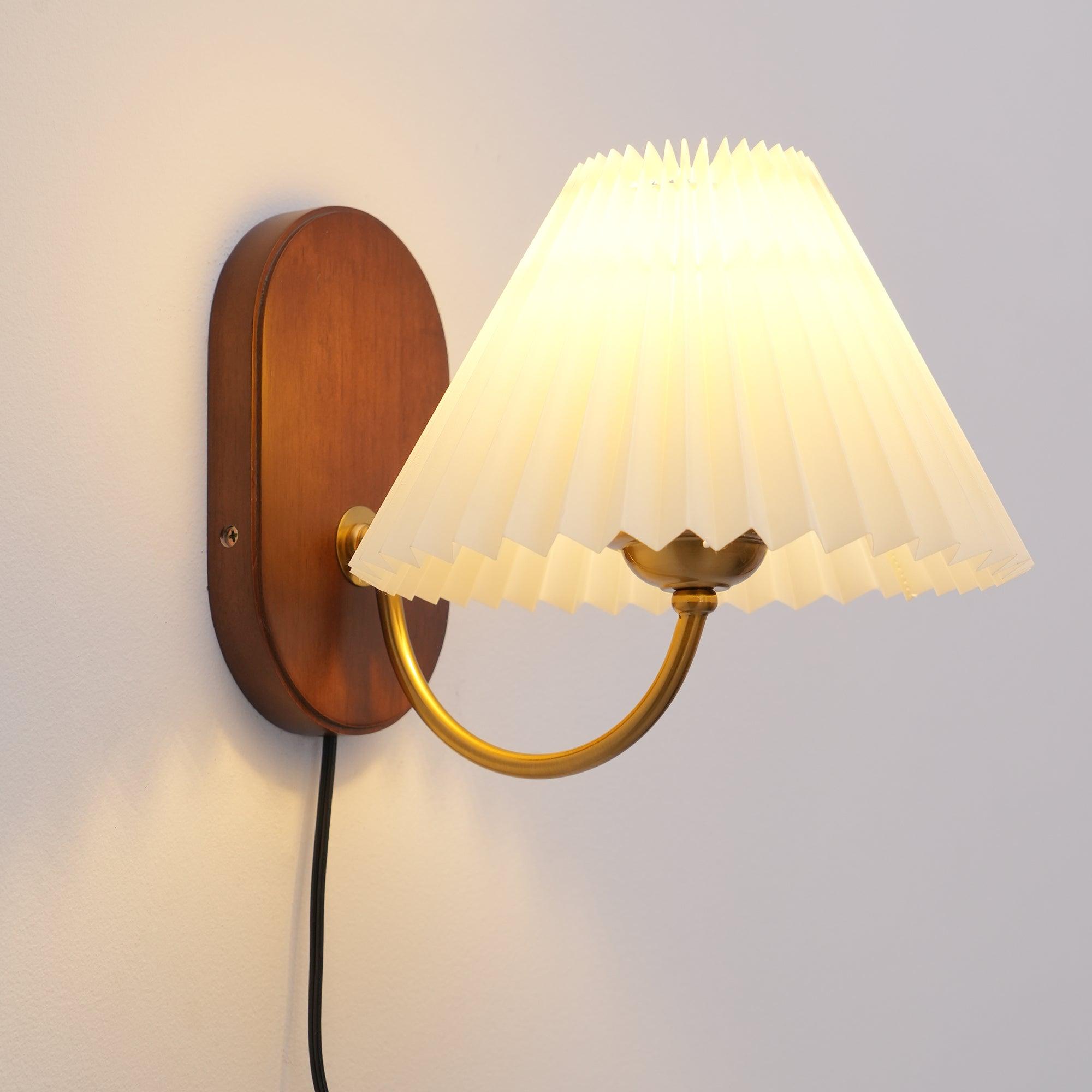 Nivalis Wall Light