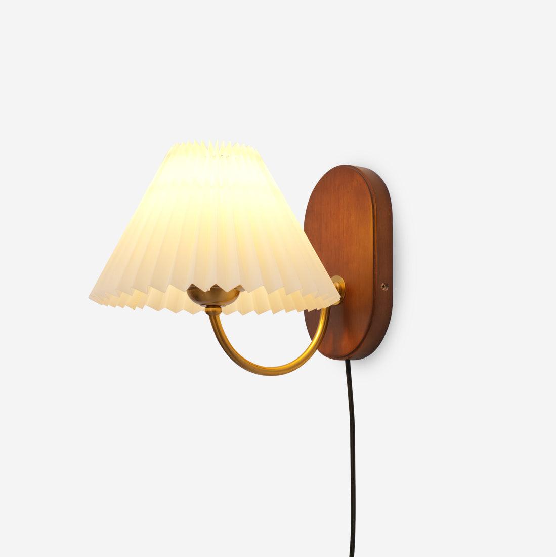 Nivalis Wall Light