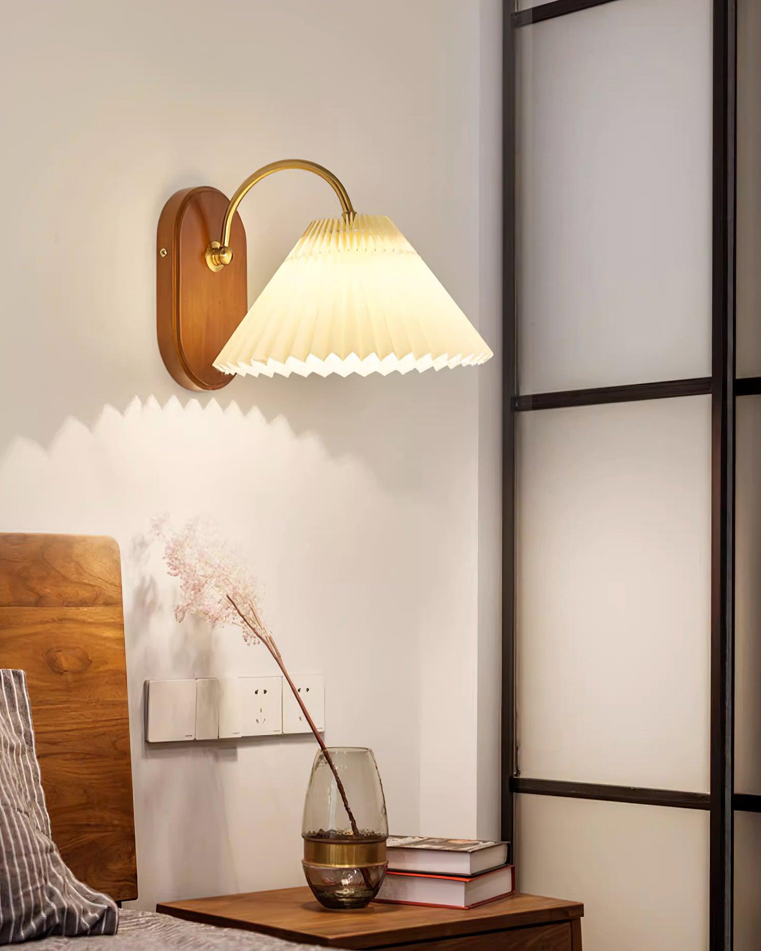 Nivalis Wall Light