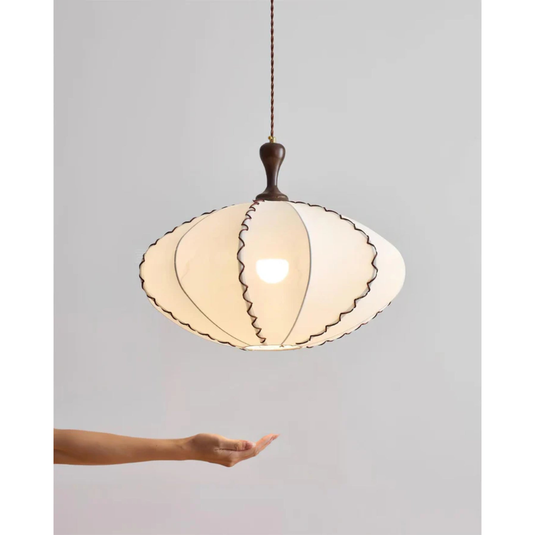 Lemucian Pendant Light