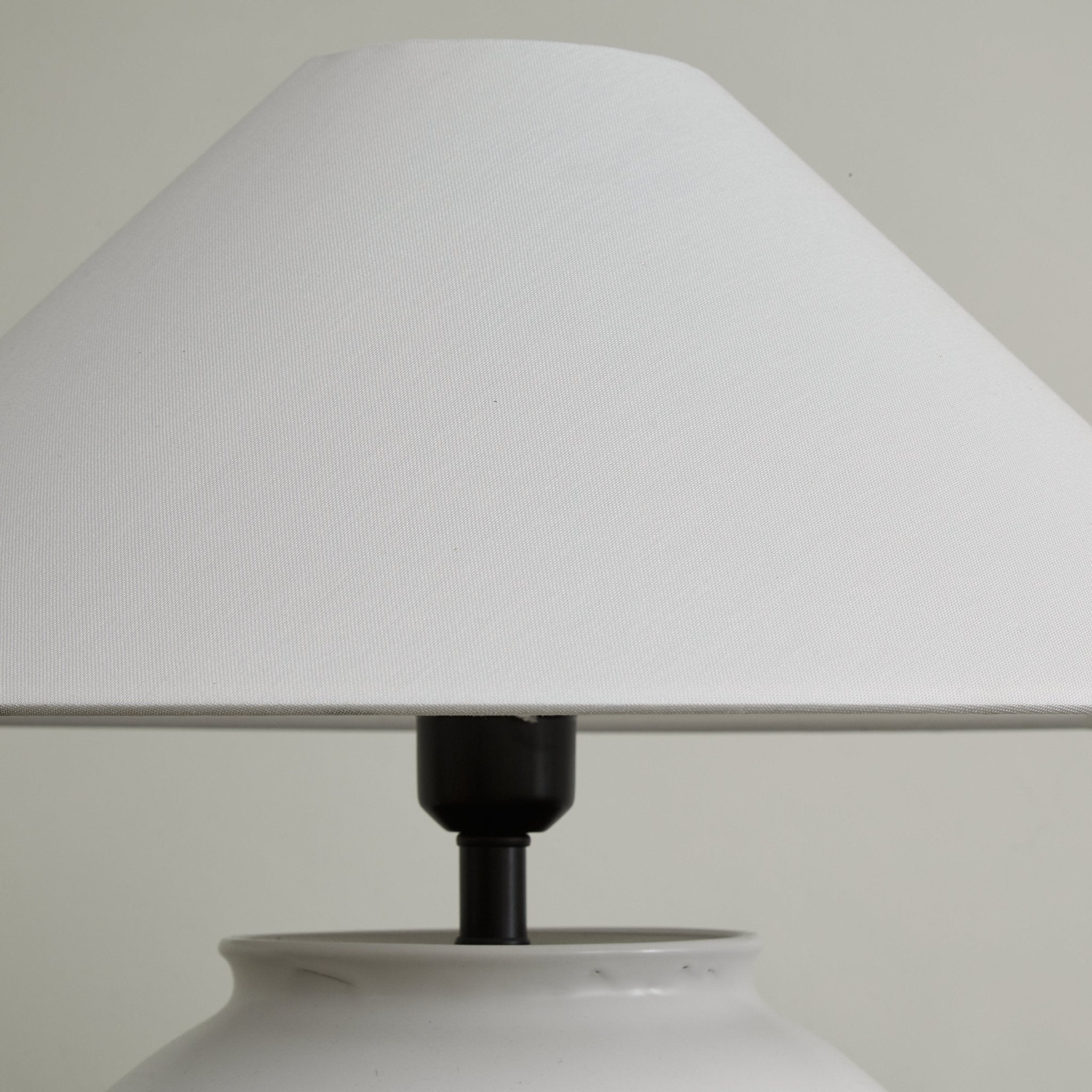 Loame Table Lamp