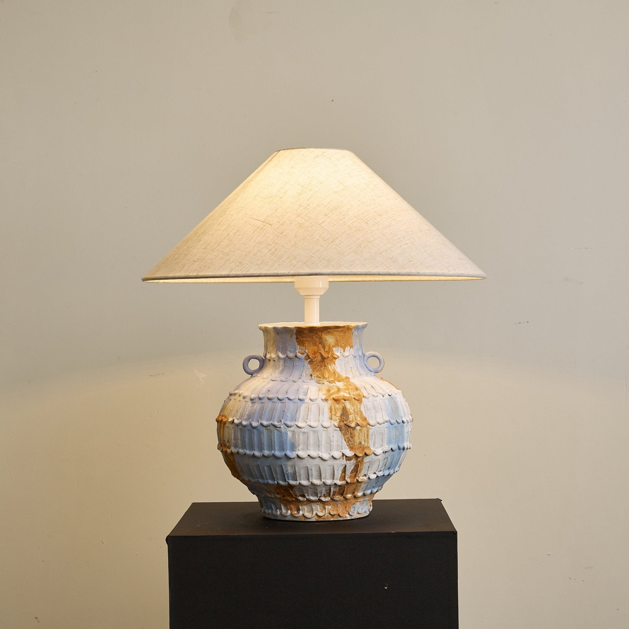 Lezima Table Lamp