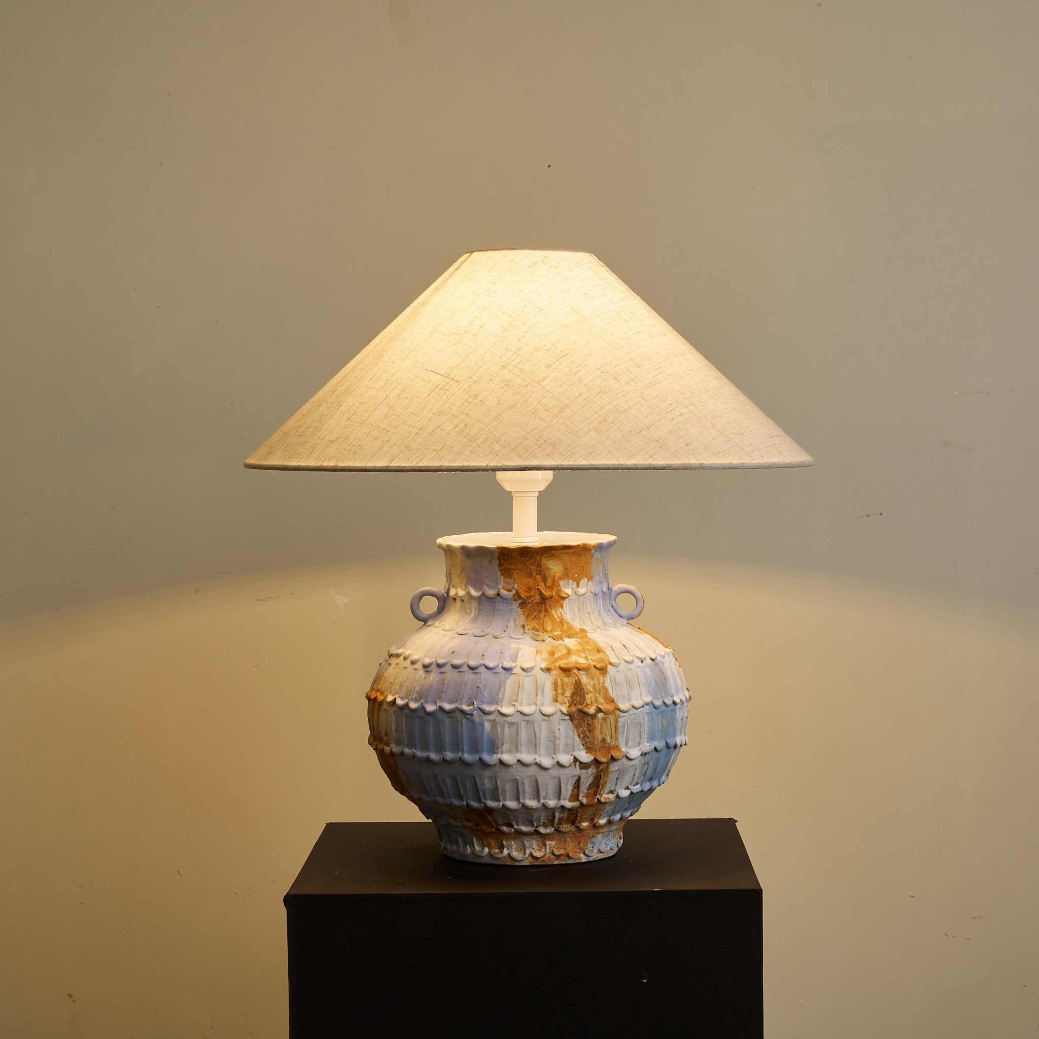 Lezima Table Lamp