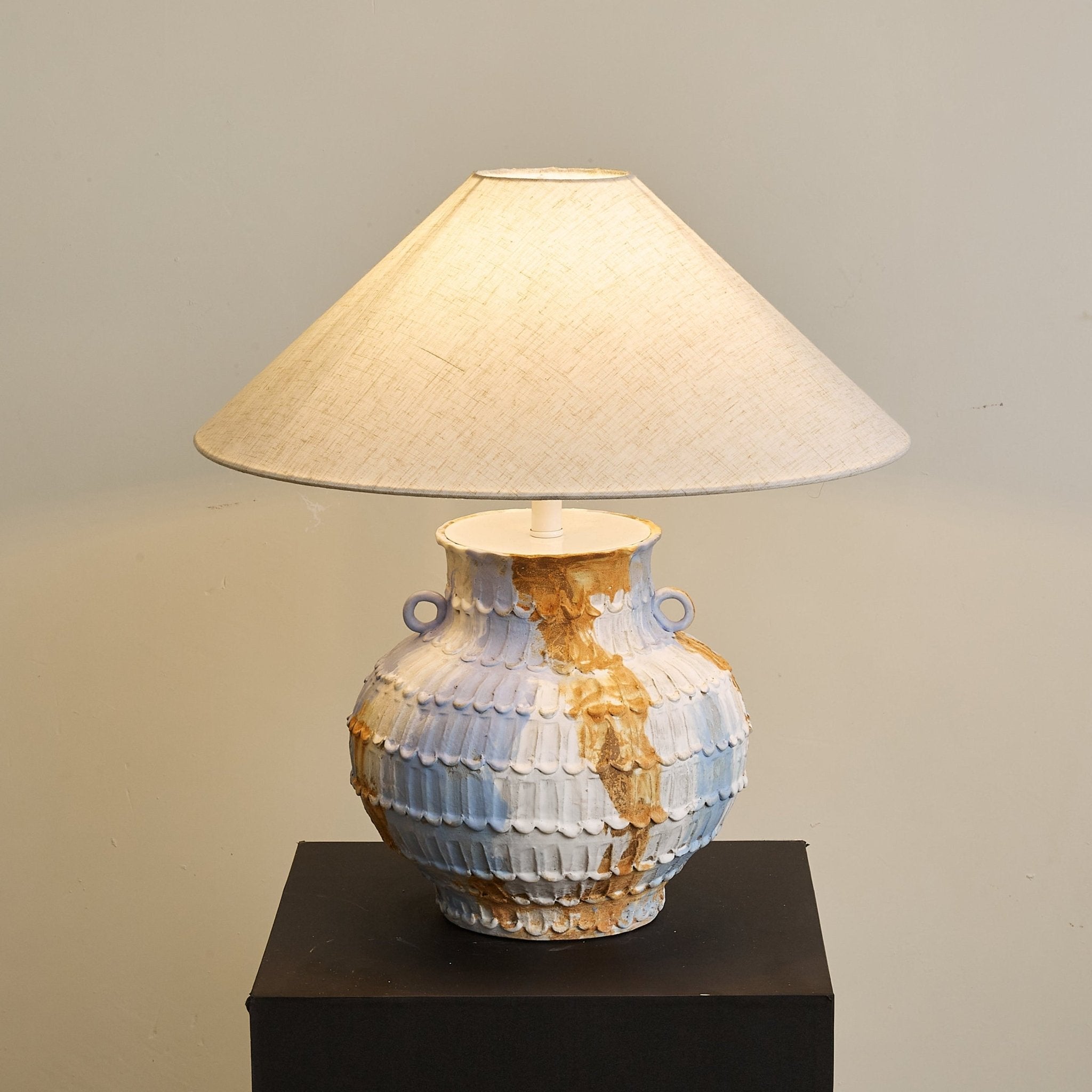 Lezima Table Lamp