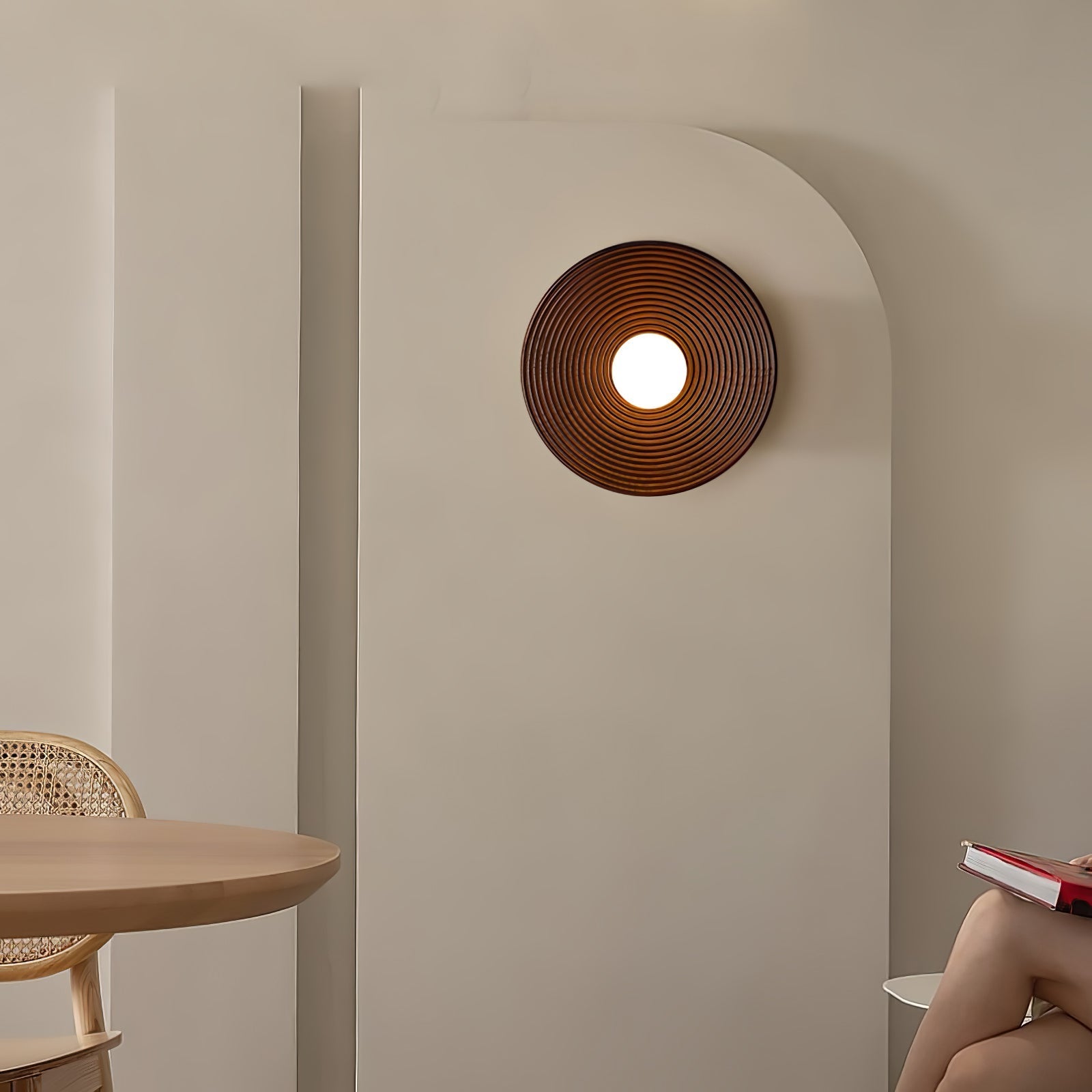 Lumina Wall Light