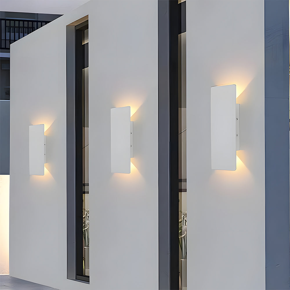 Incave Wall Light For Outdoors