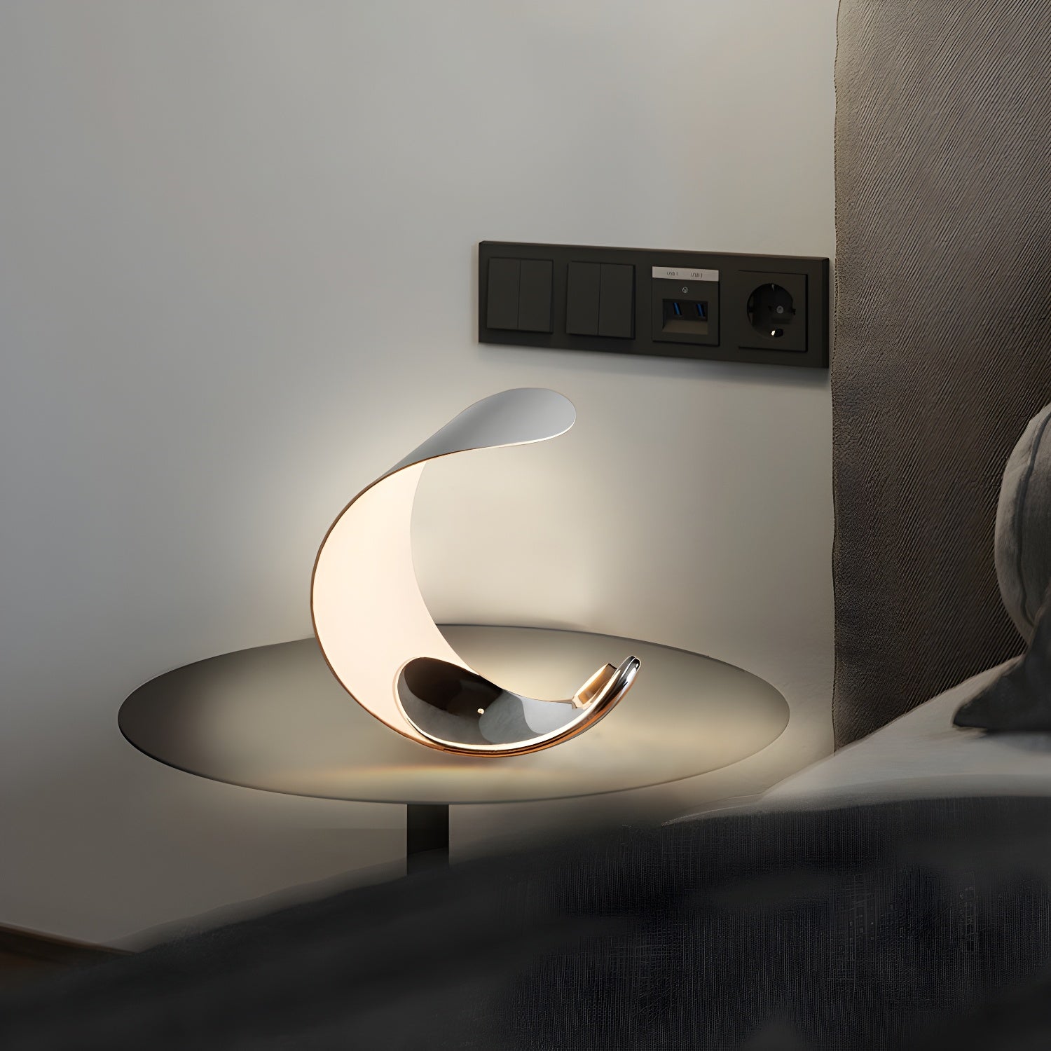 Lumac Table Lamp