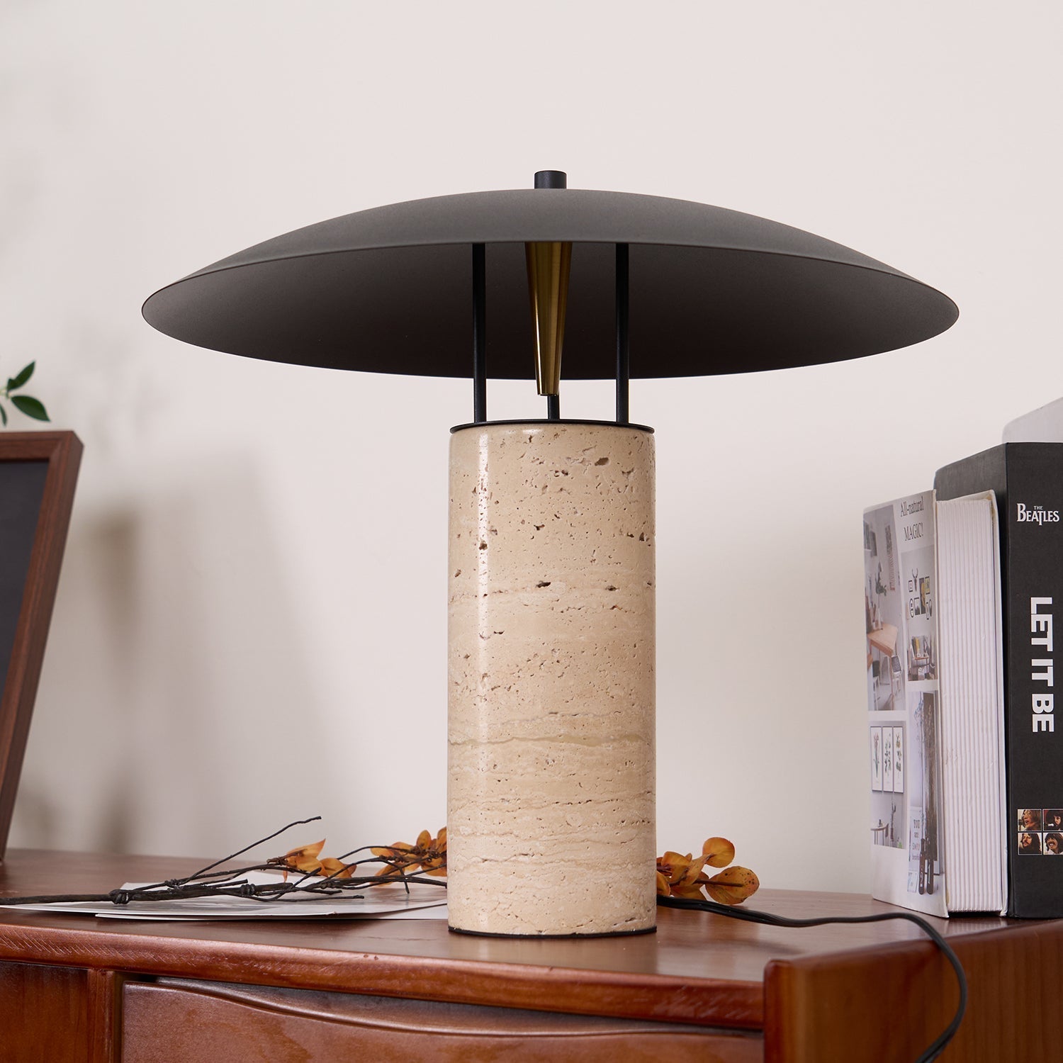 Discuton Table Lamp
