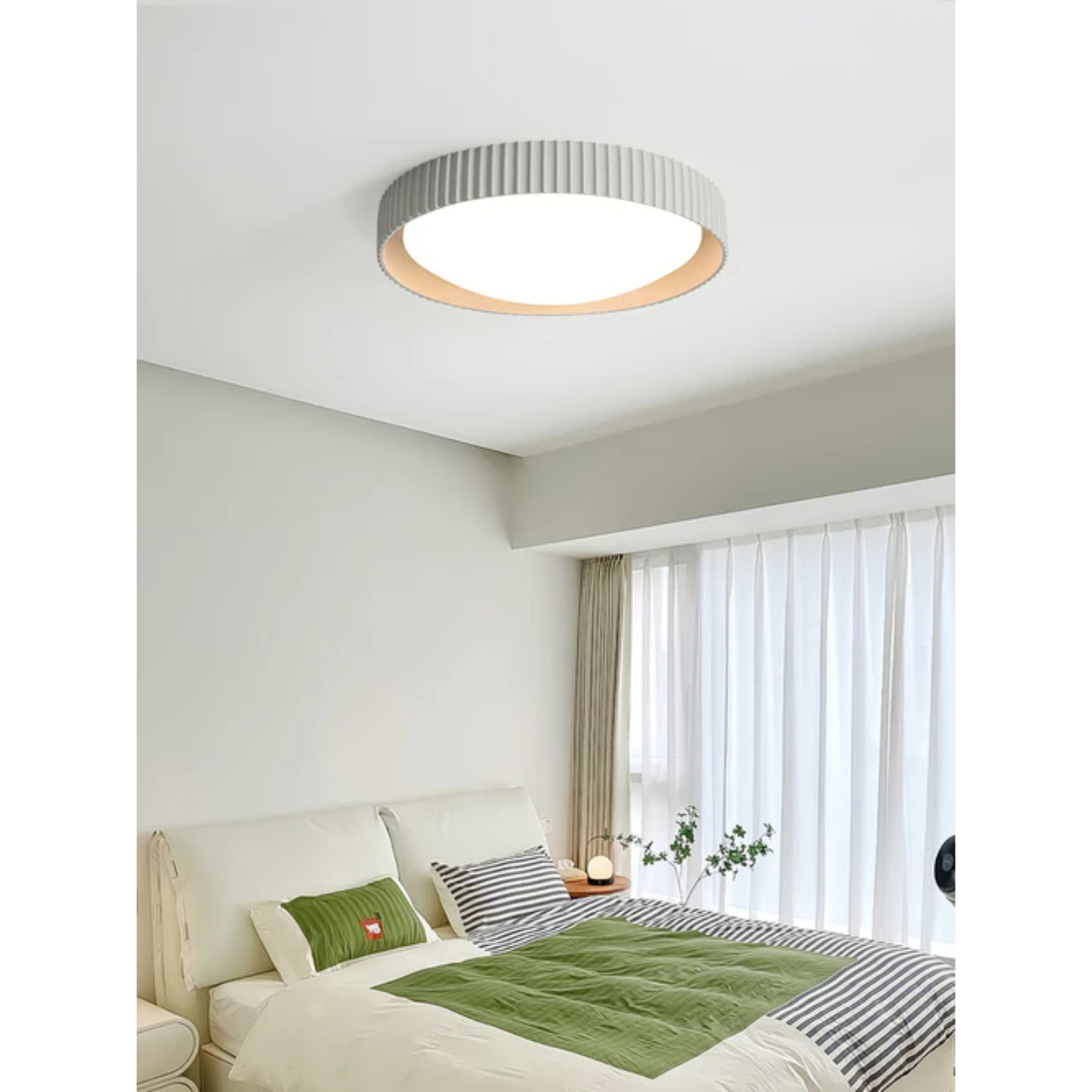 Pentos Ceiling Light
