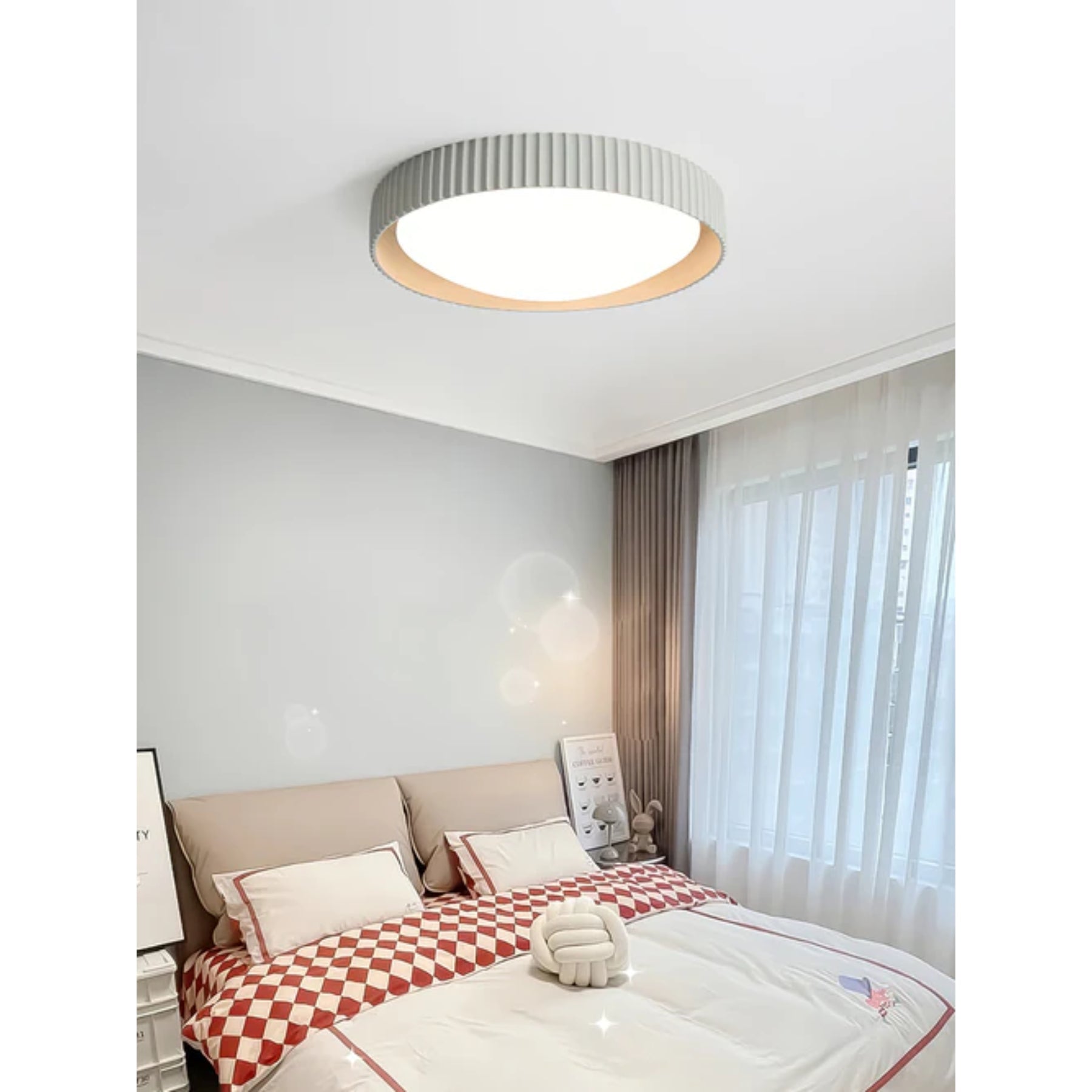 Pentos Ceiling Light