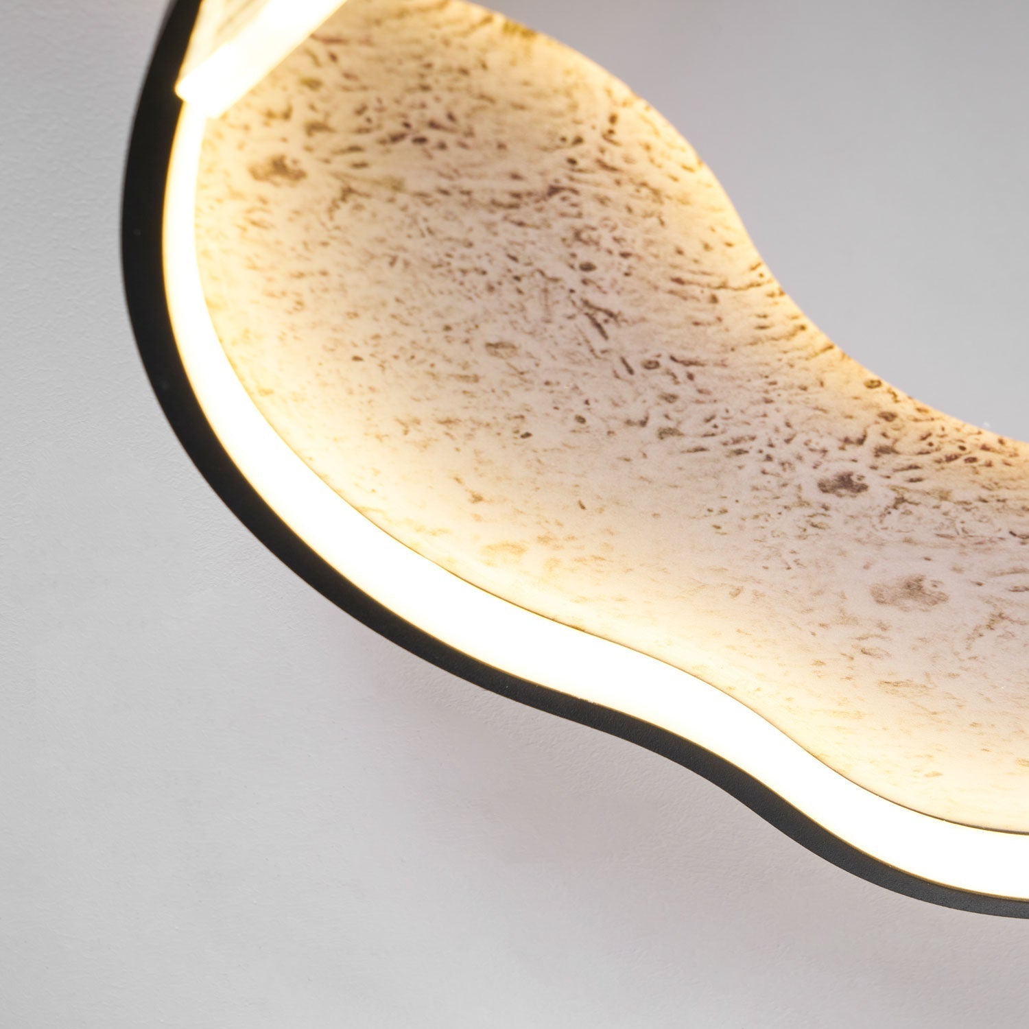 Leomezo Ceiling Light