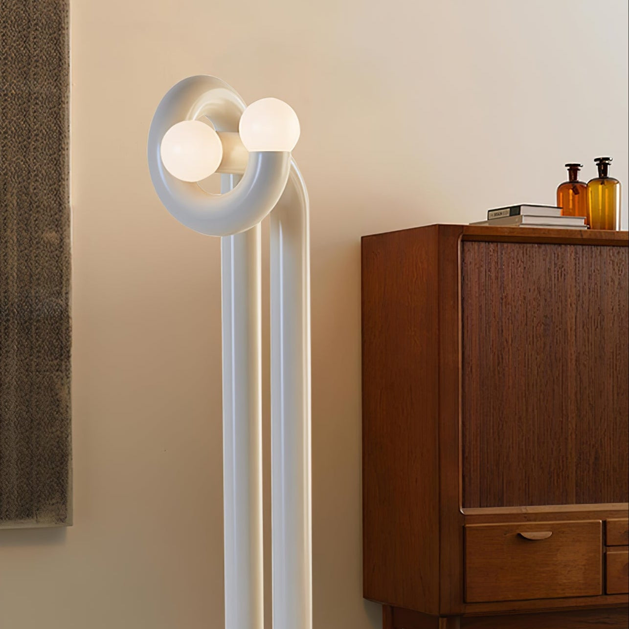 Lopuma Twist Floor Lamp