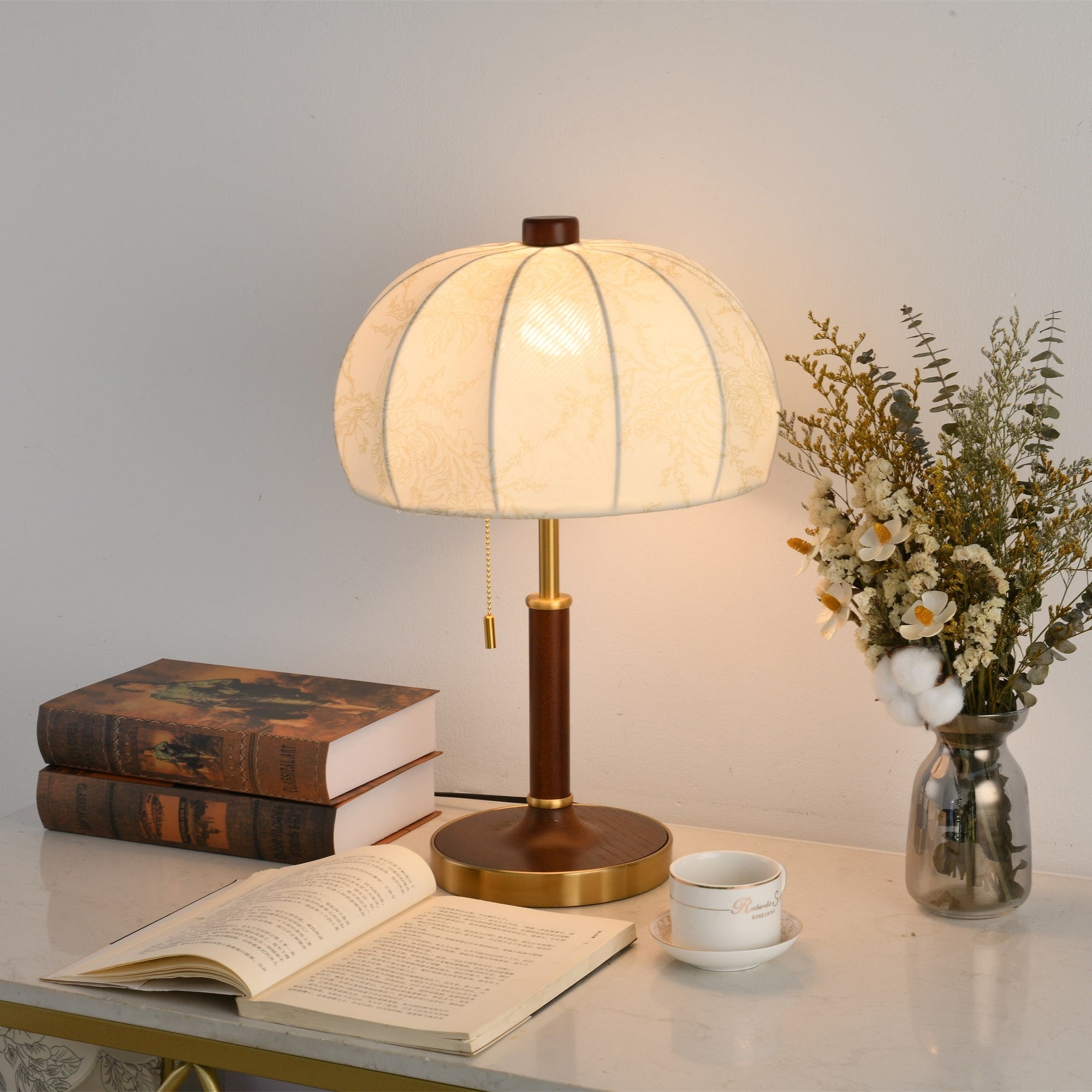 Lemusora Table Lamp