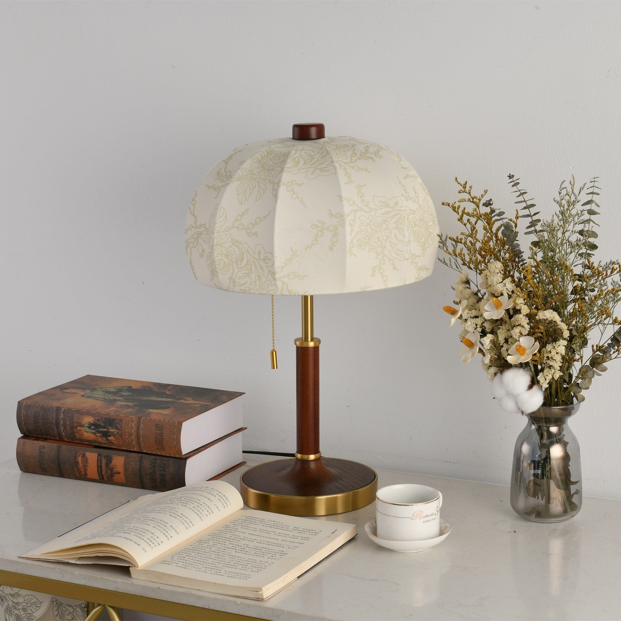 Lemusora Table Lamp