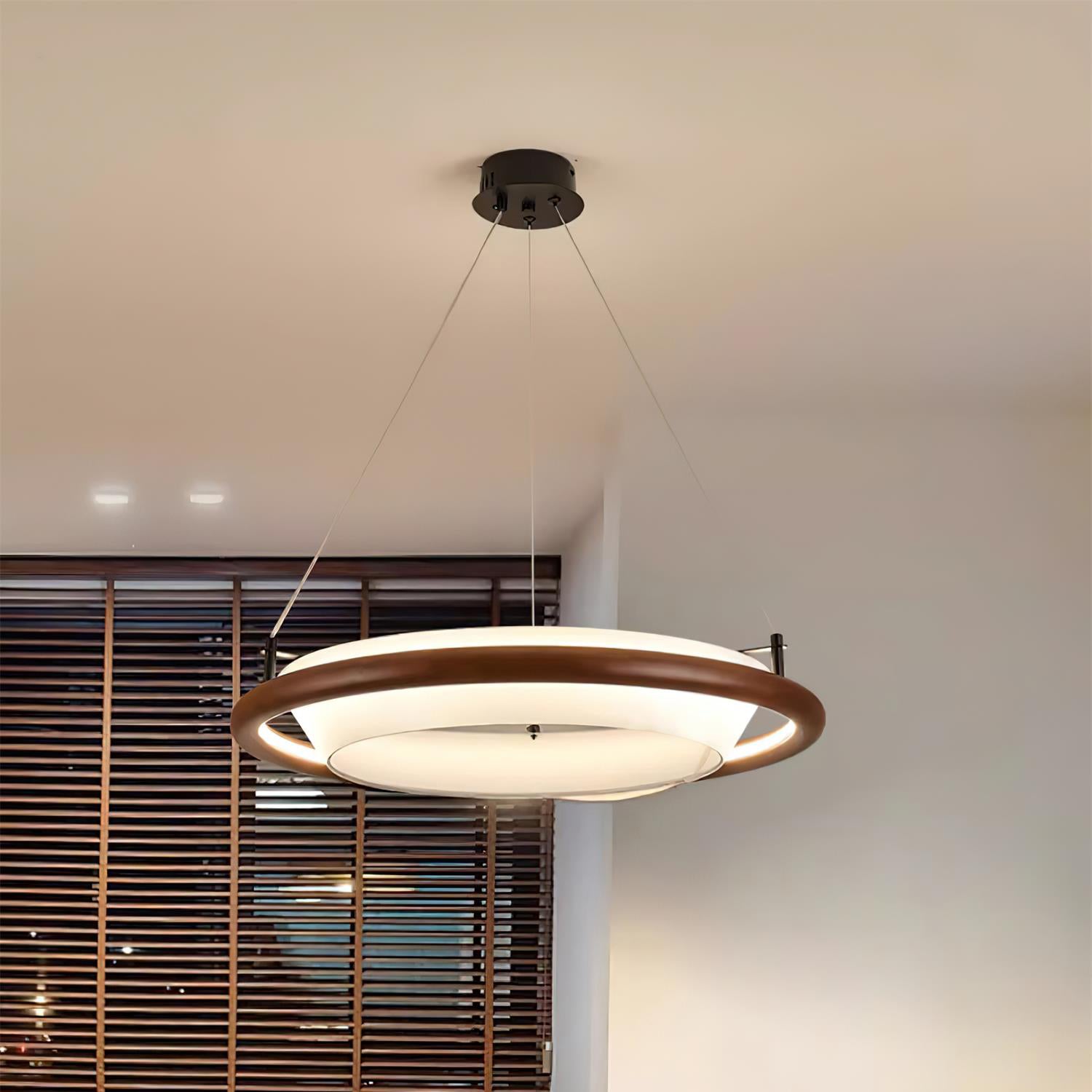 Benolus Pendant Light