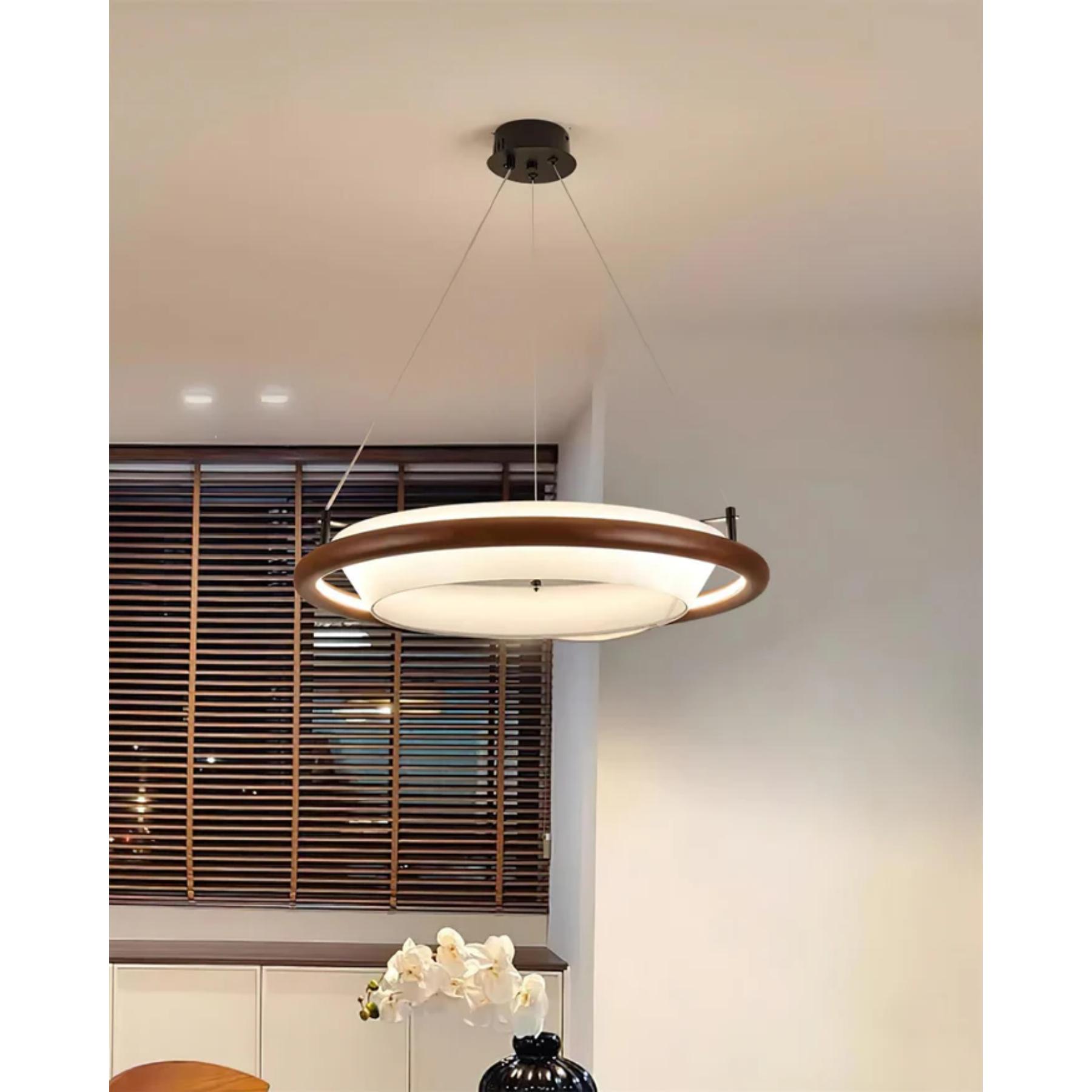 Benolus Pendant Light