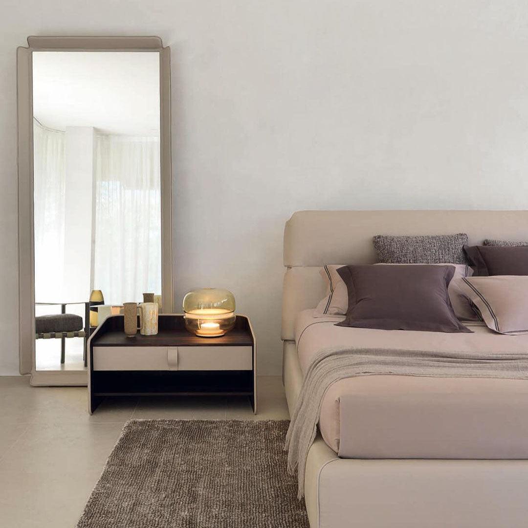 Zantivo Table Lamp
