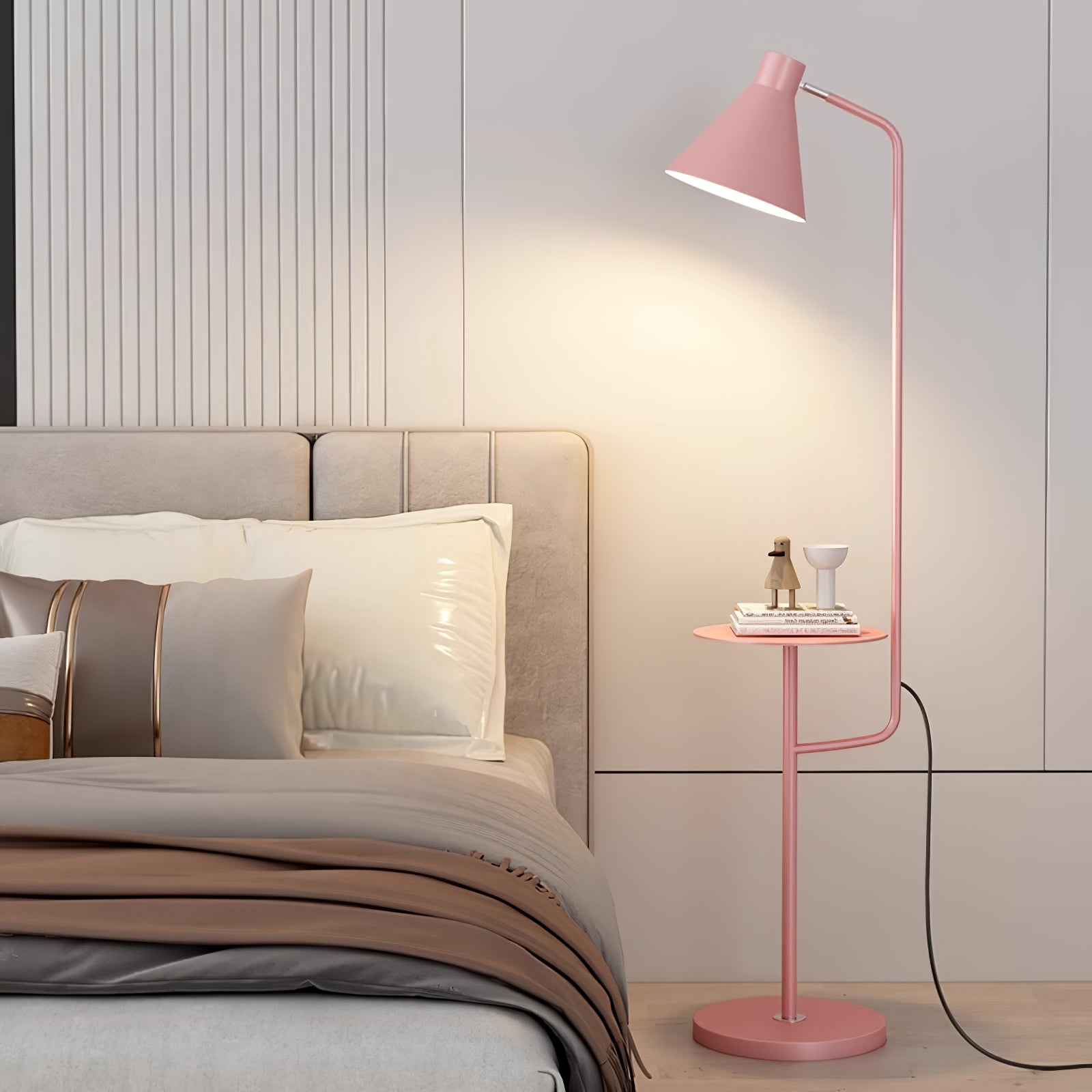 Mollor Floor Lamp