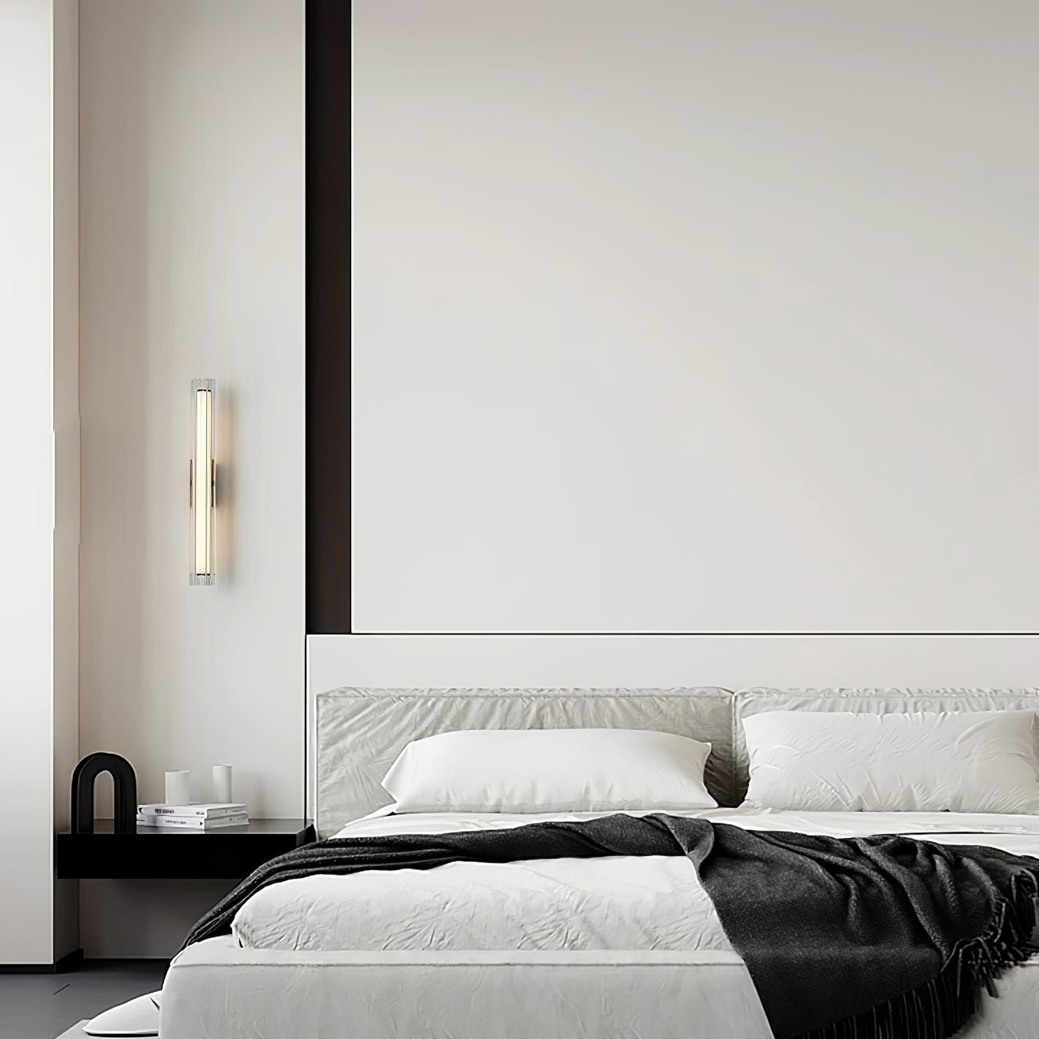 Mocien Wall Light