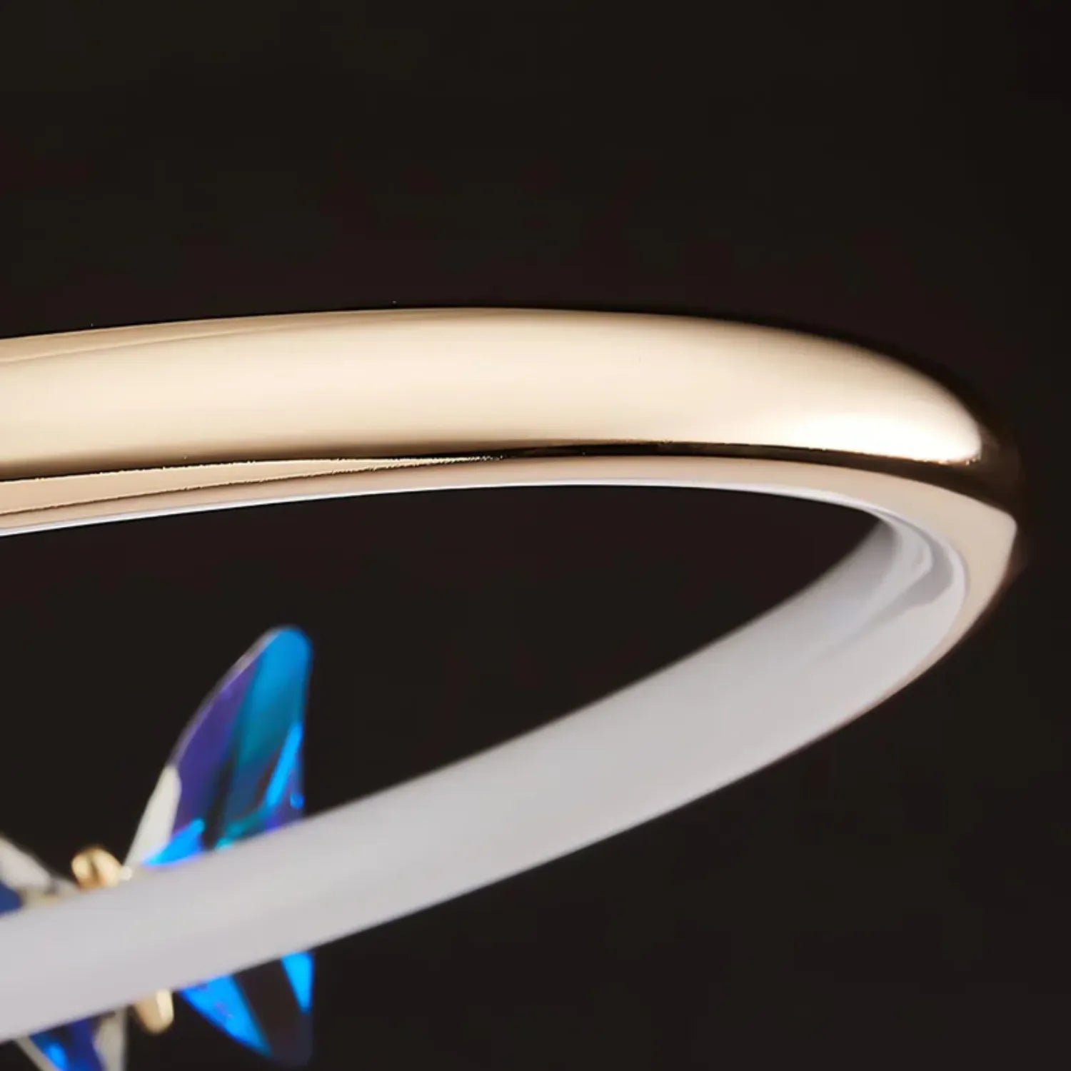 Ringvlinder Ceiling Light