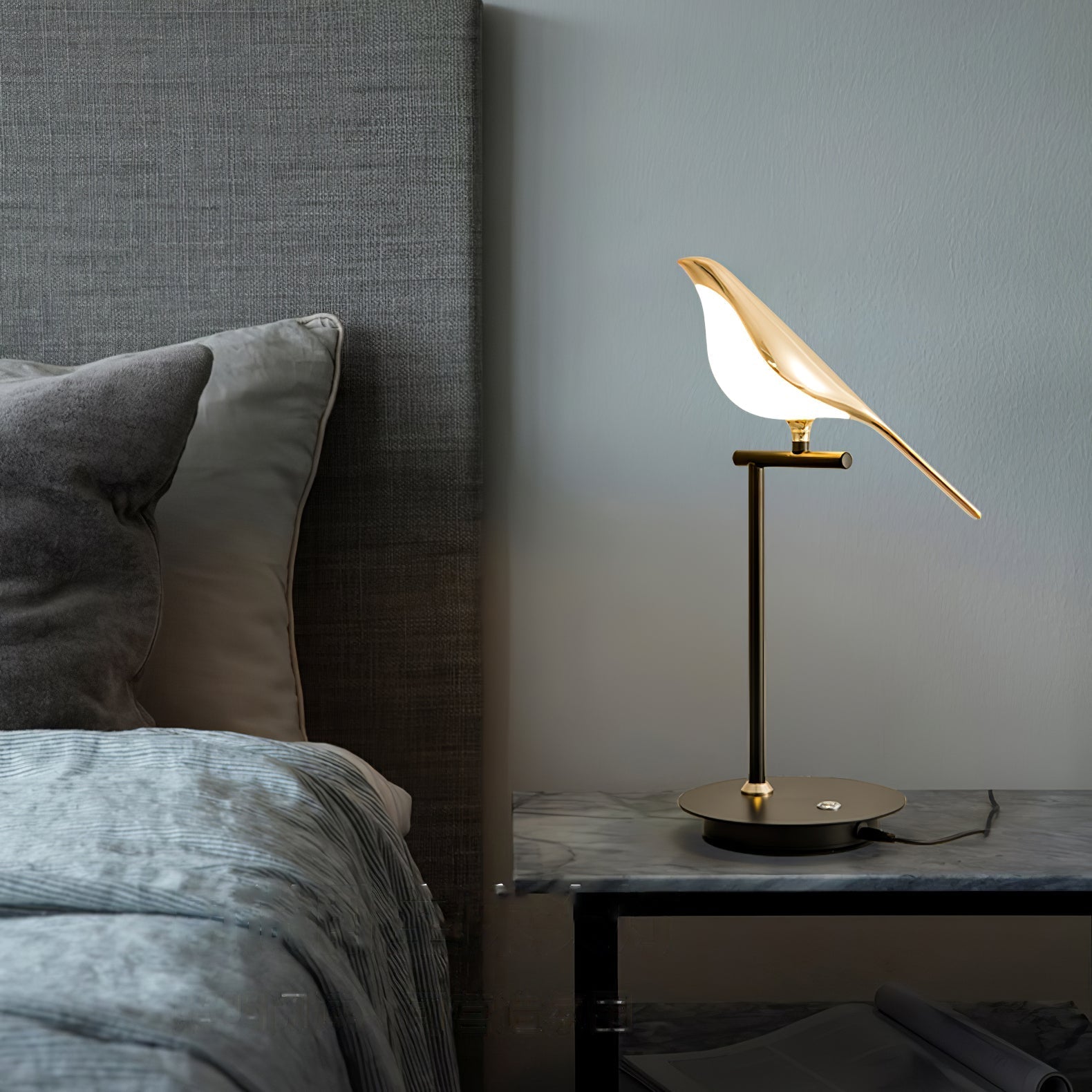 Solo Birdmann Table Lamp