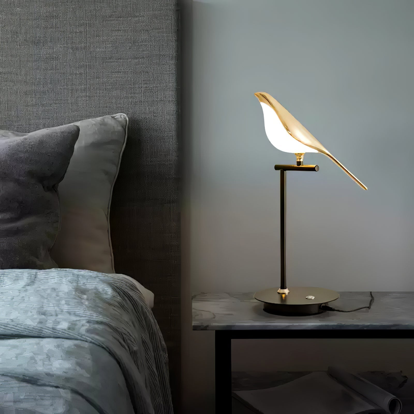 Solo Birdmann Table Lamp