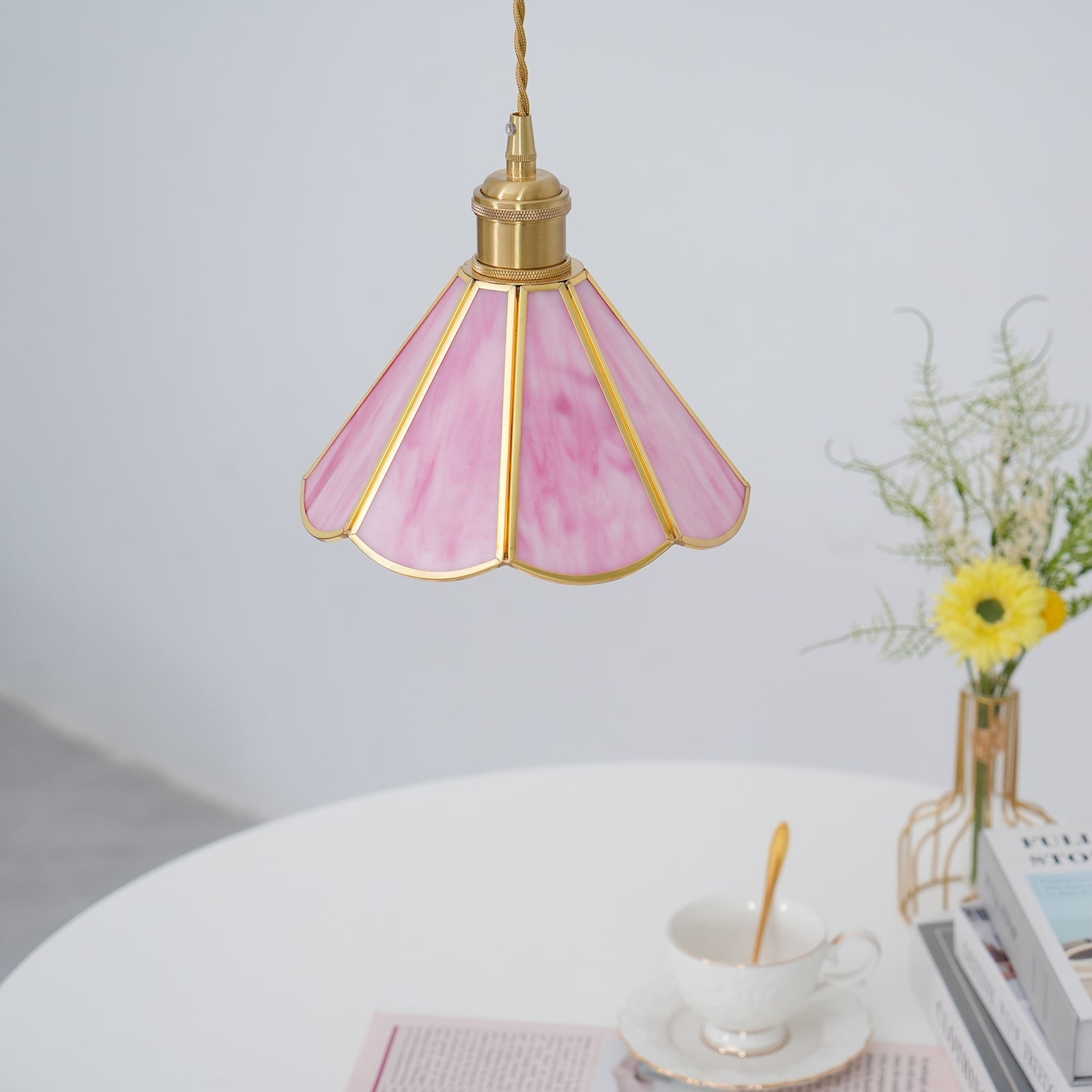 Dralto Tiffany Pendant Light