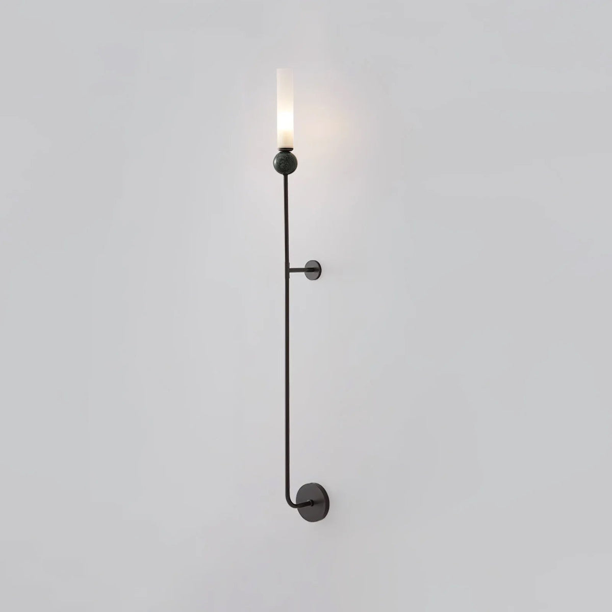Brivi Vertical Wall Light
