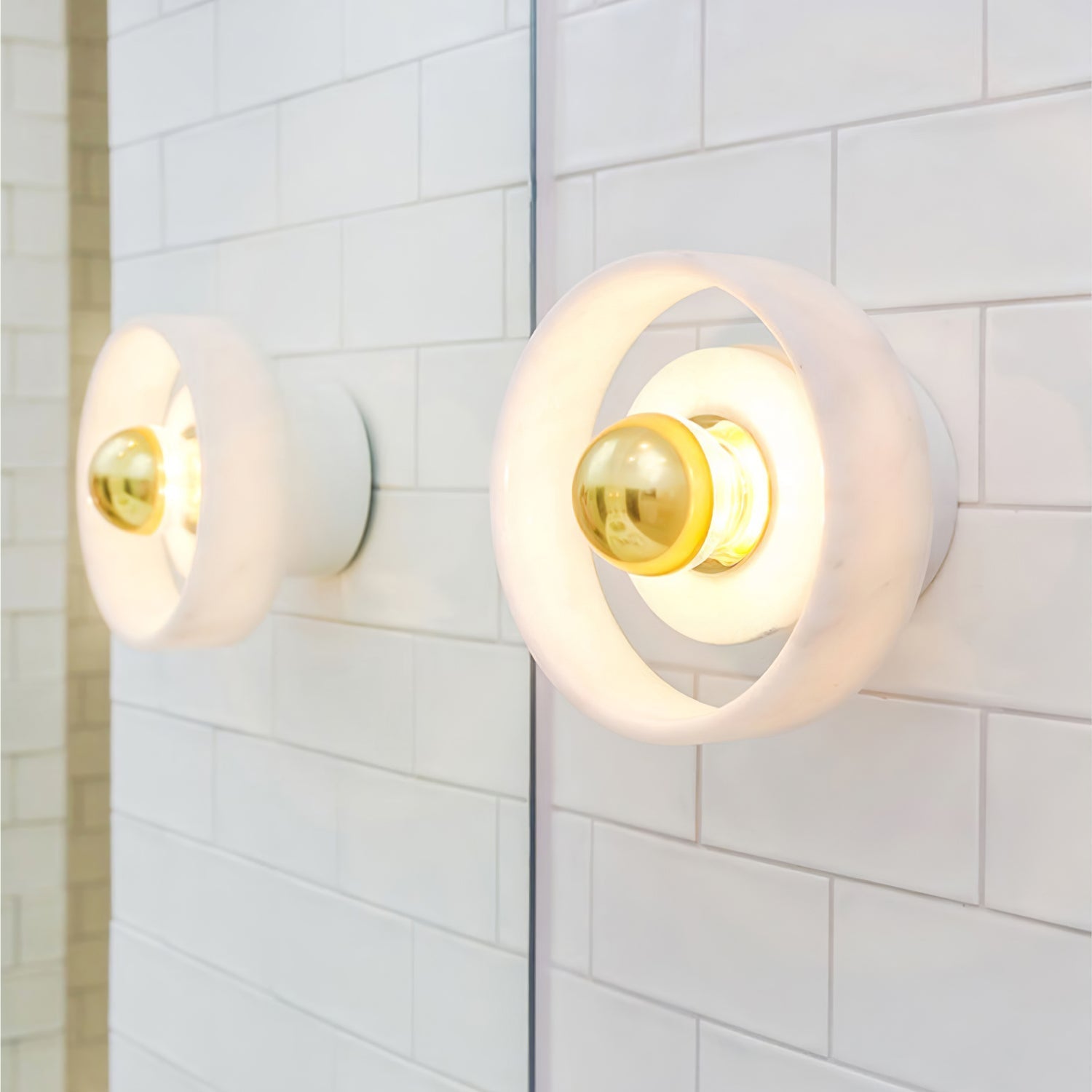 Golura Wall Light