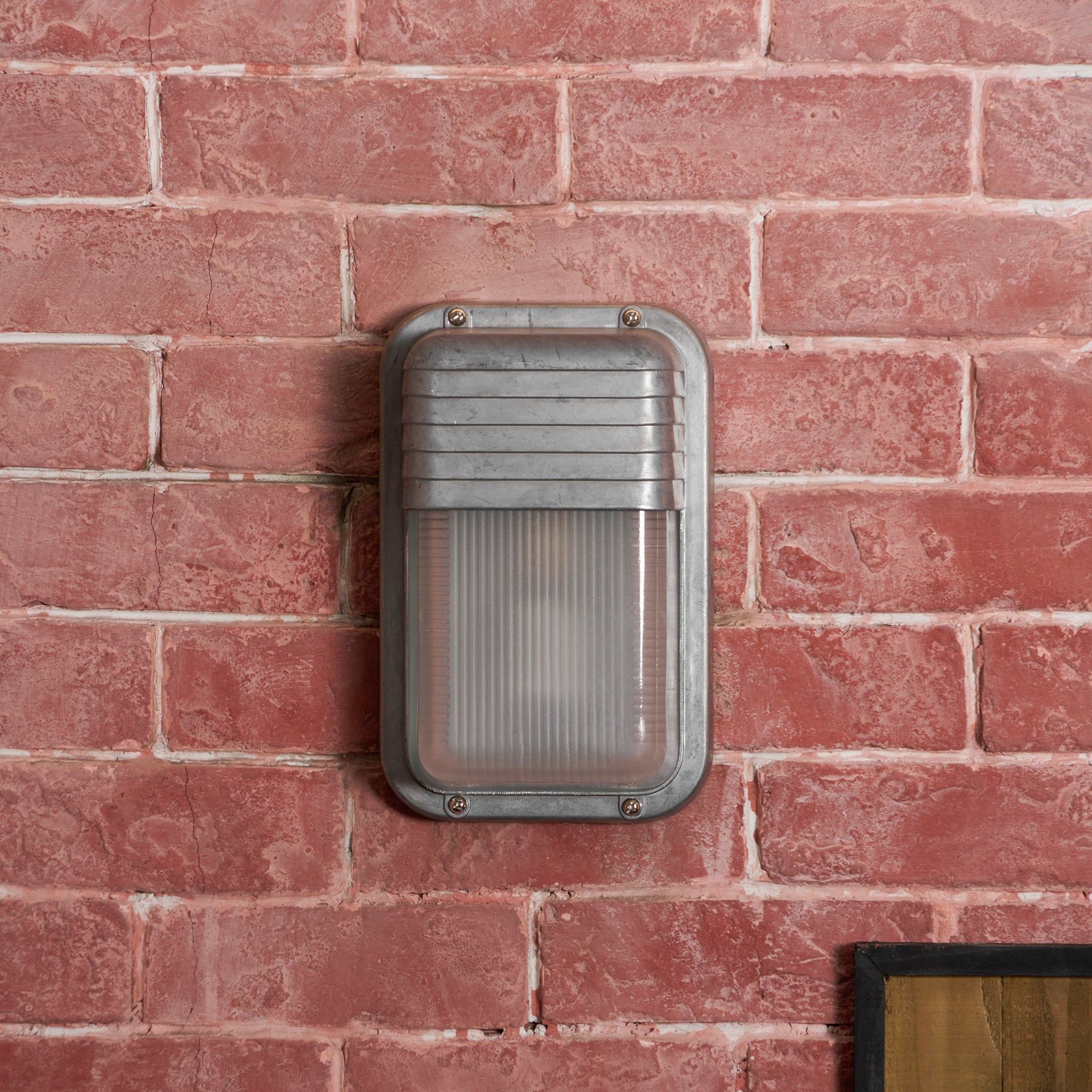 Eldroia Outdoor Wall Light