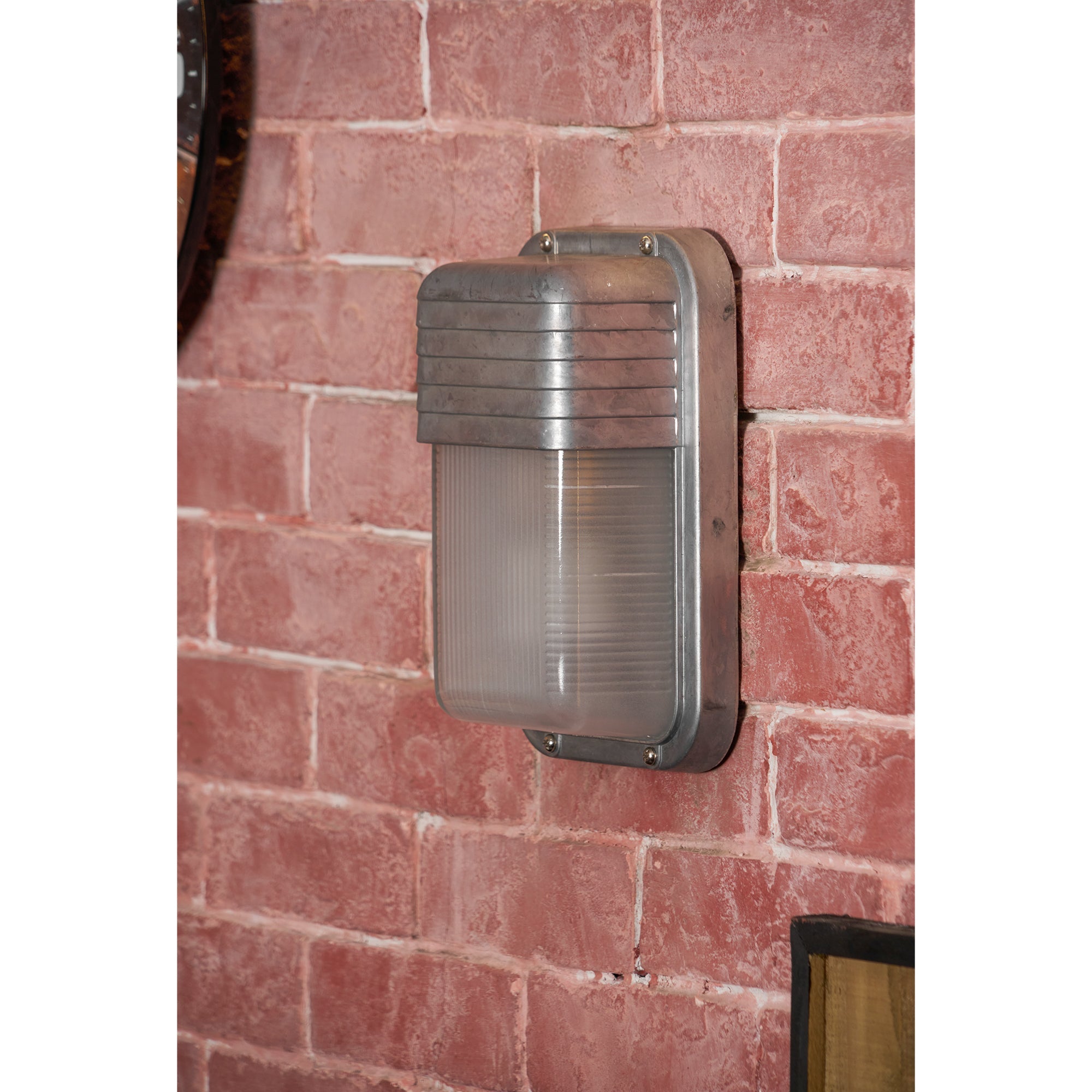 Eldroia Outdoor Wall Light