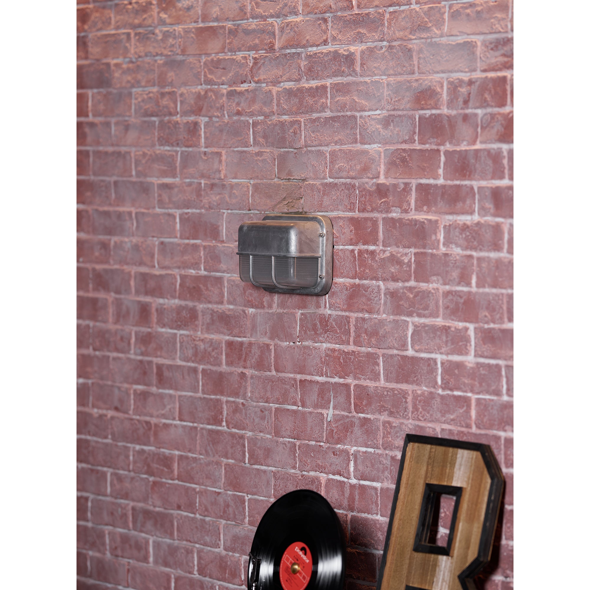 Eldroia Outdoor Wall Light