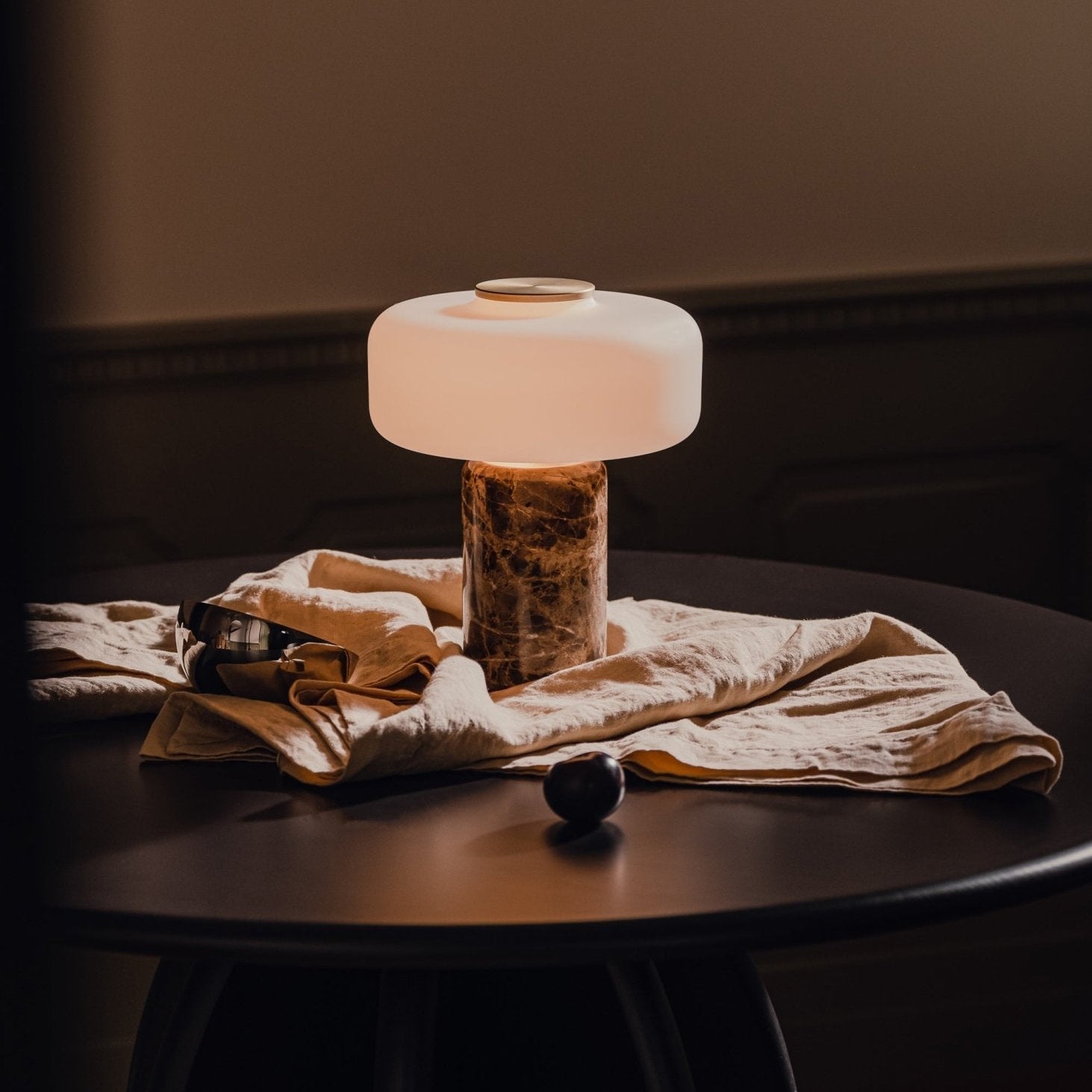 Mosa Rechargeable Marble Table Lamp