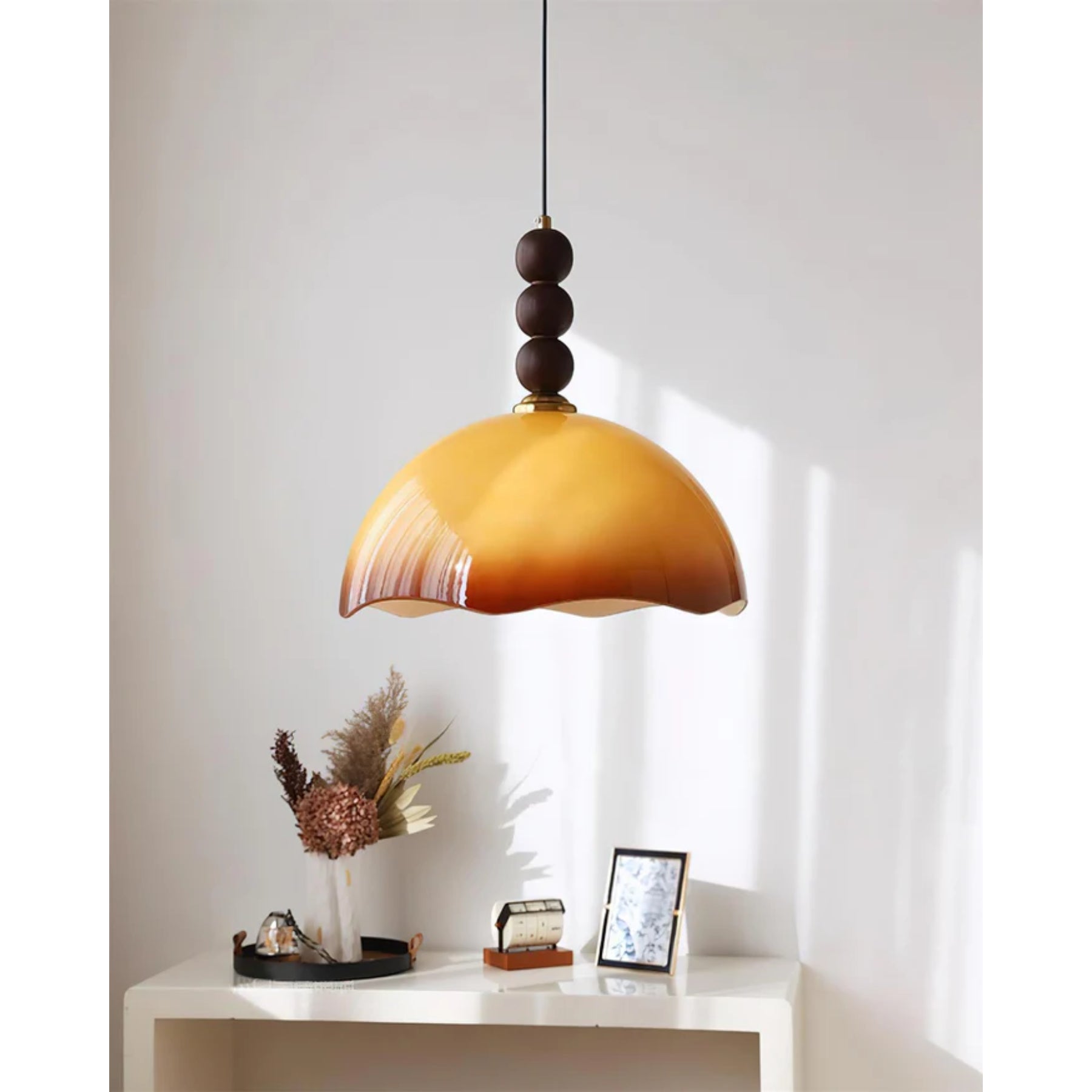 Larmos Pendant Light