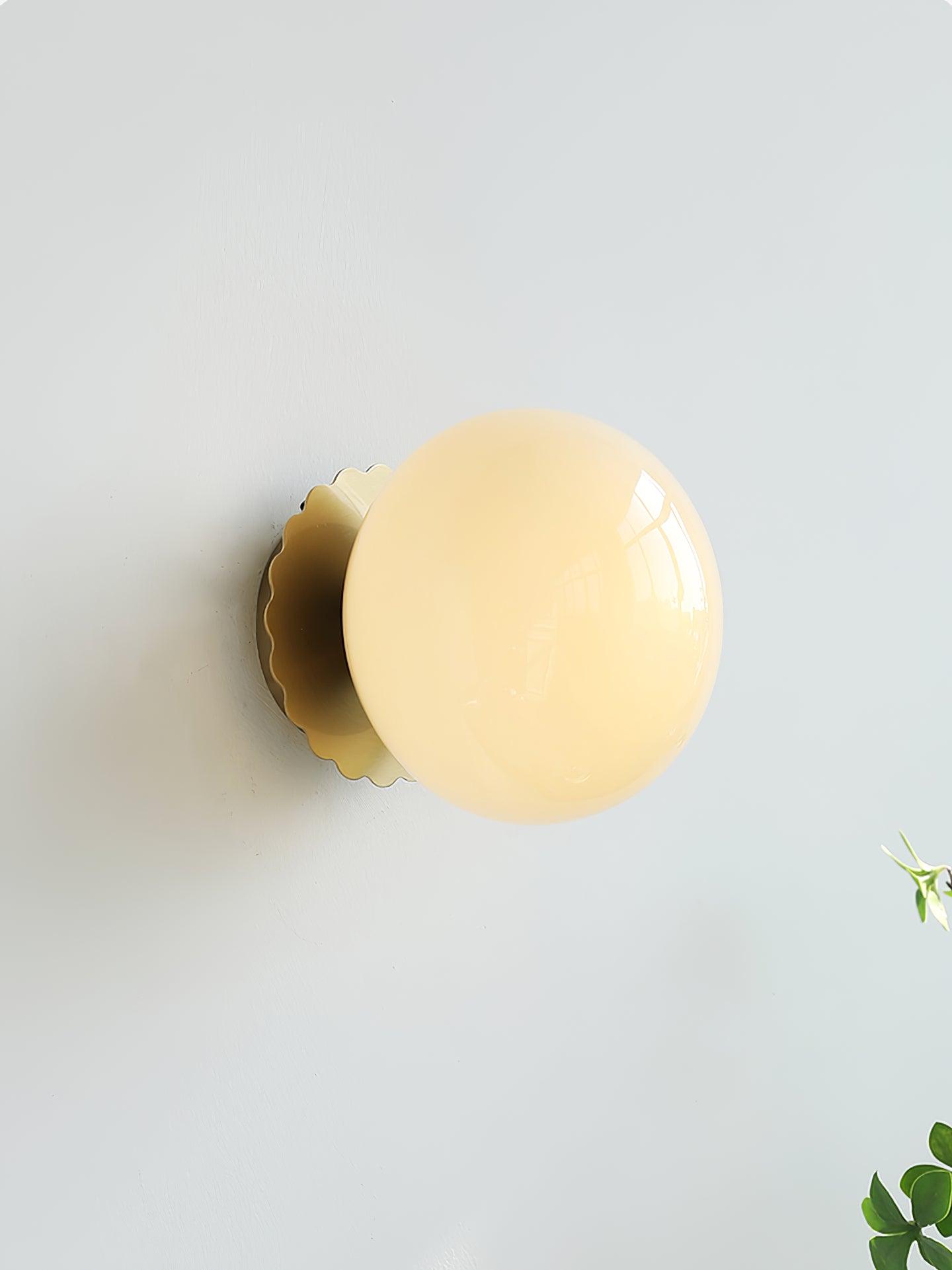 Veronio Wall Light
