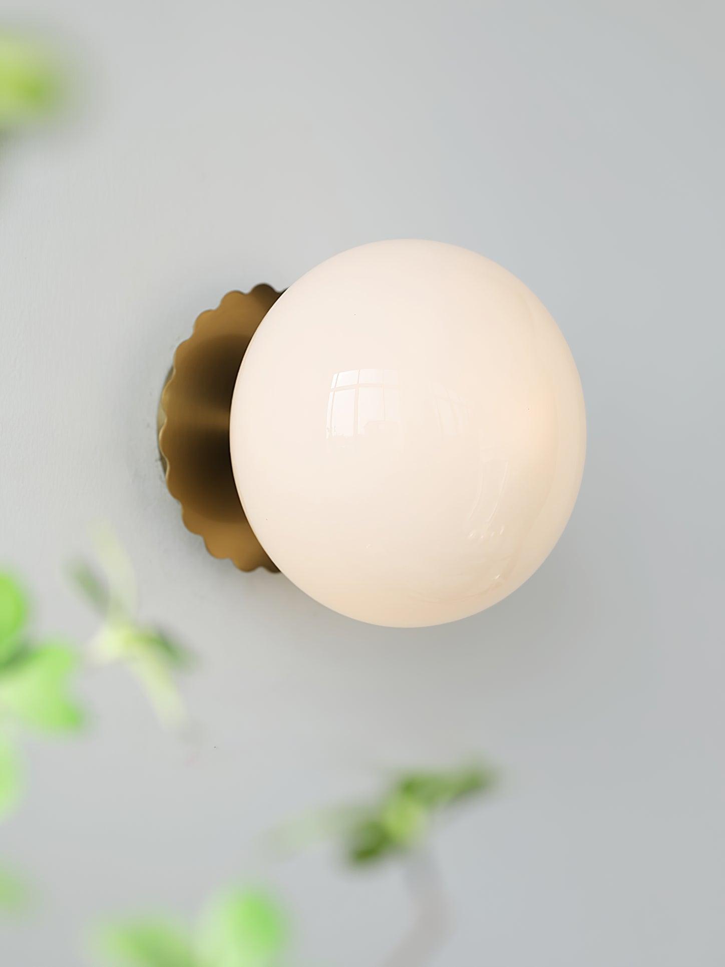 Veronio Wall Light