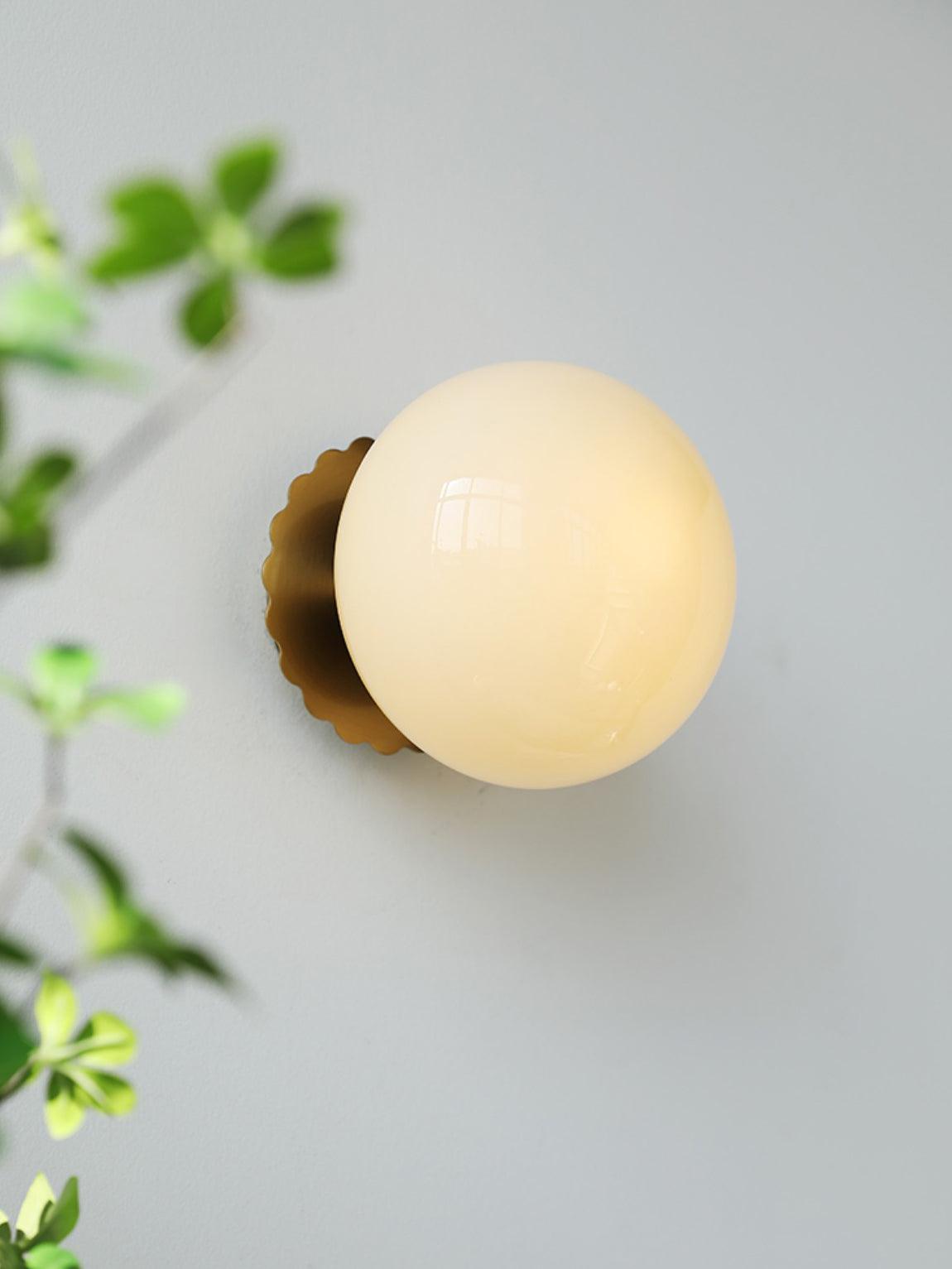 Veronio Wall Light