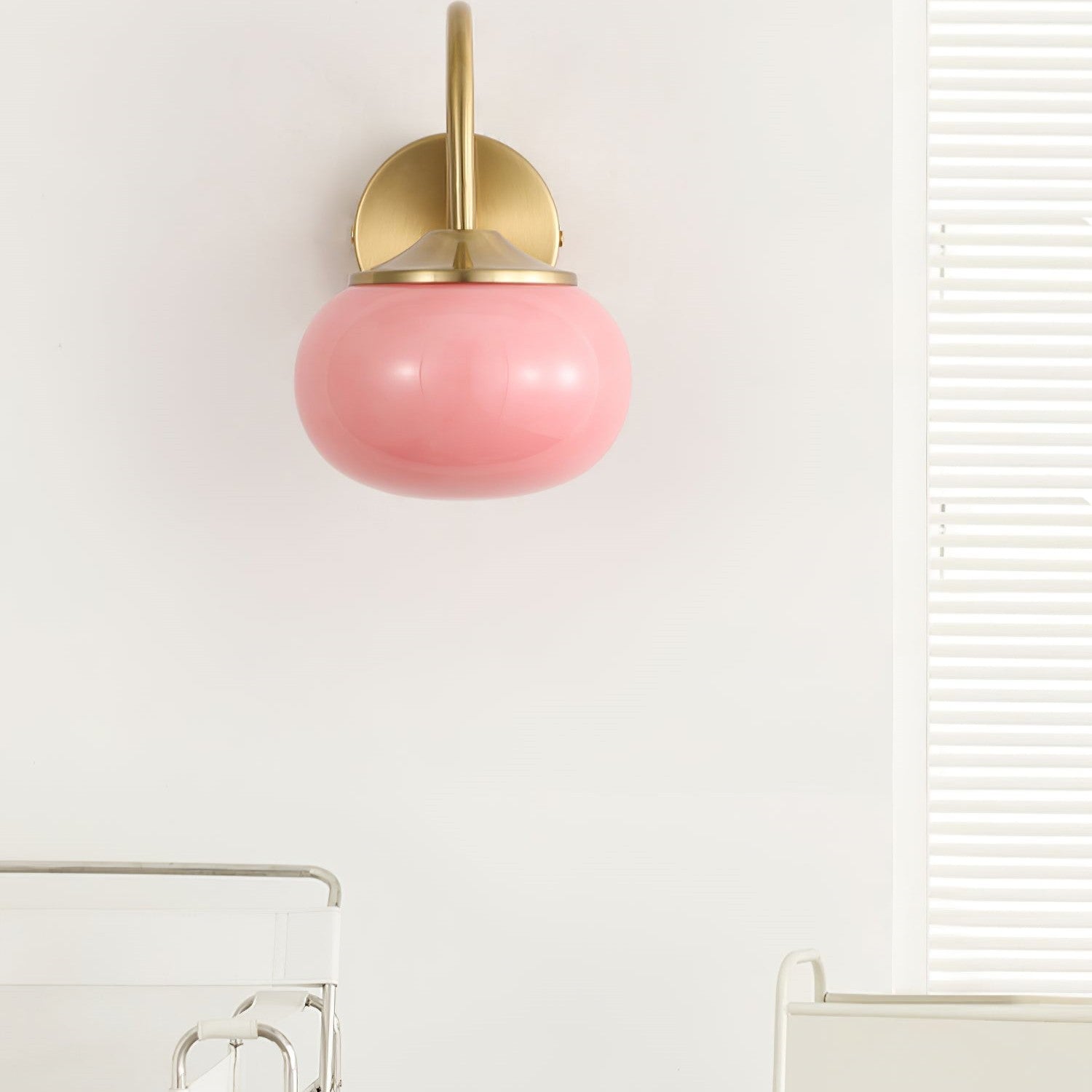 Mola Wall Light