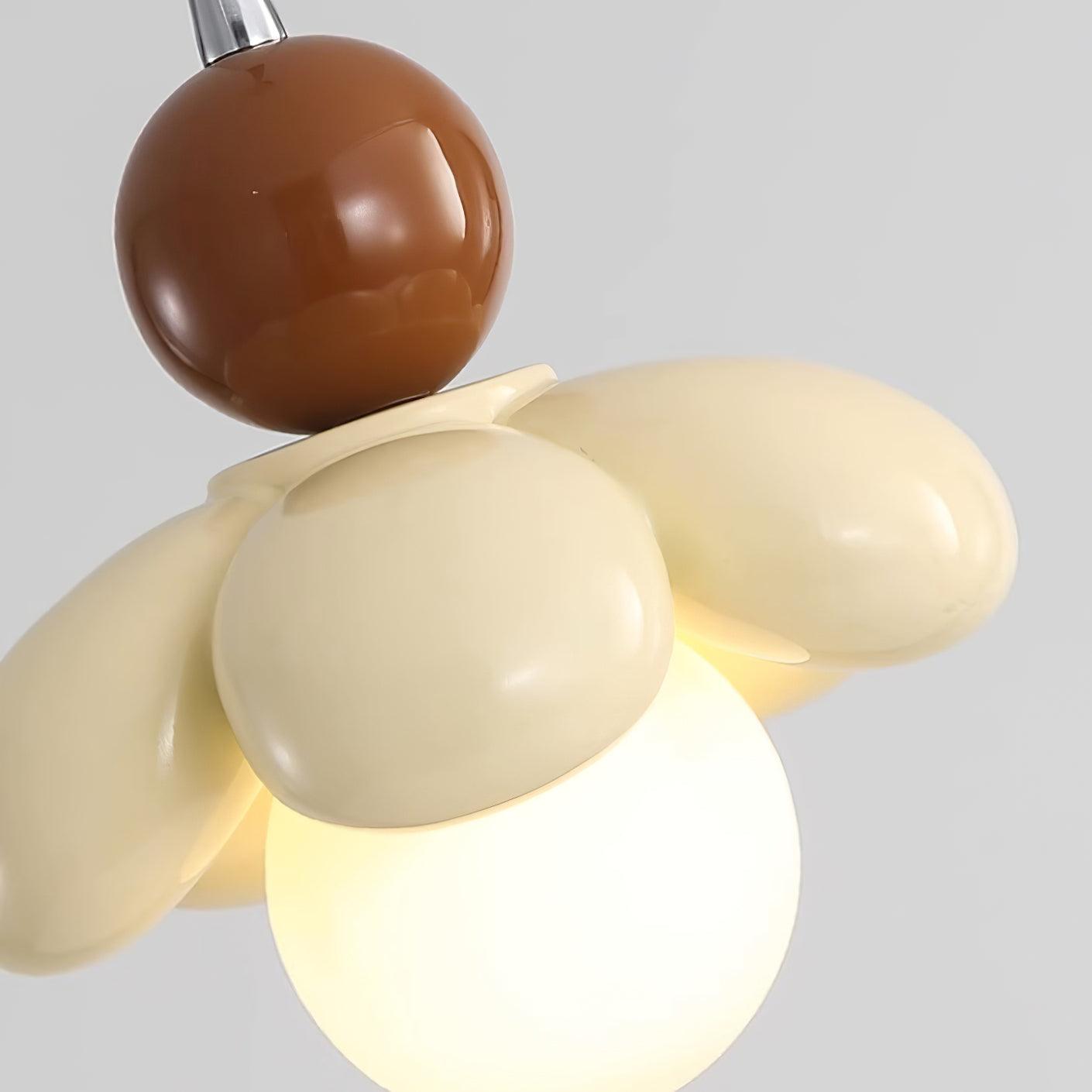 Kyssan Flower Pendant Light