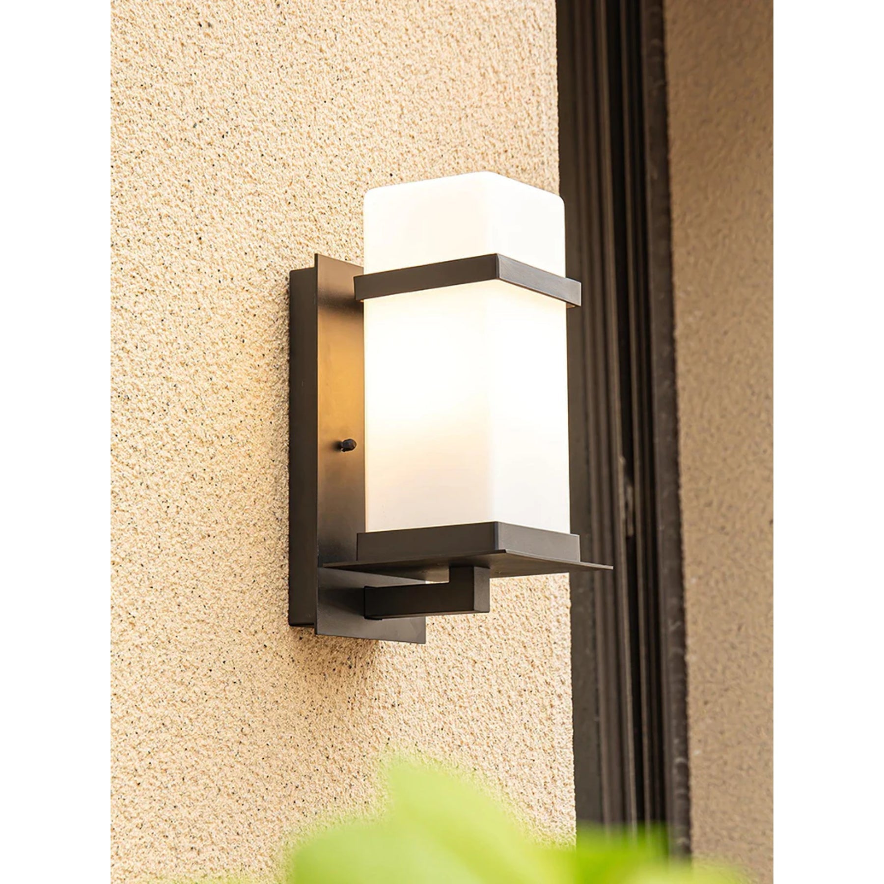 Macade Outdoor Wall Light