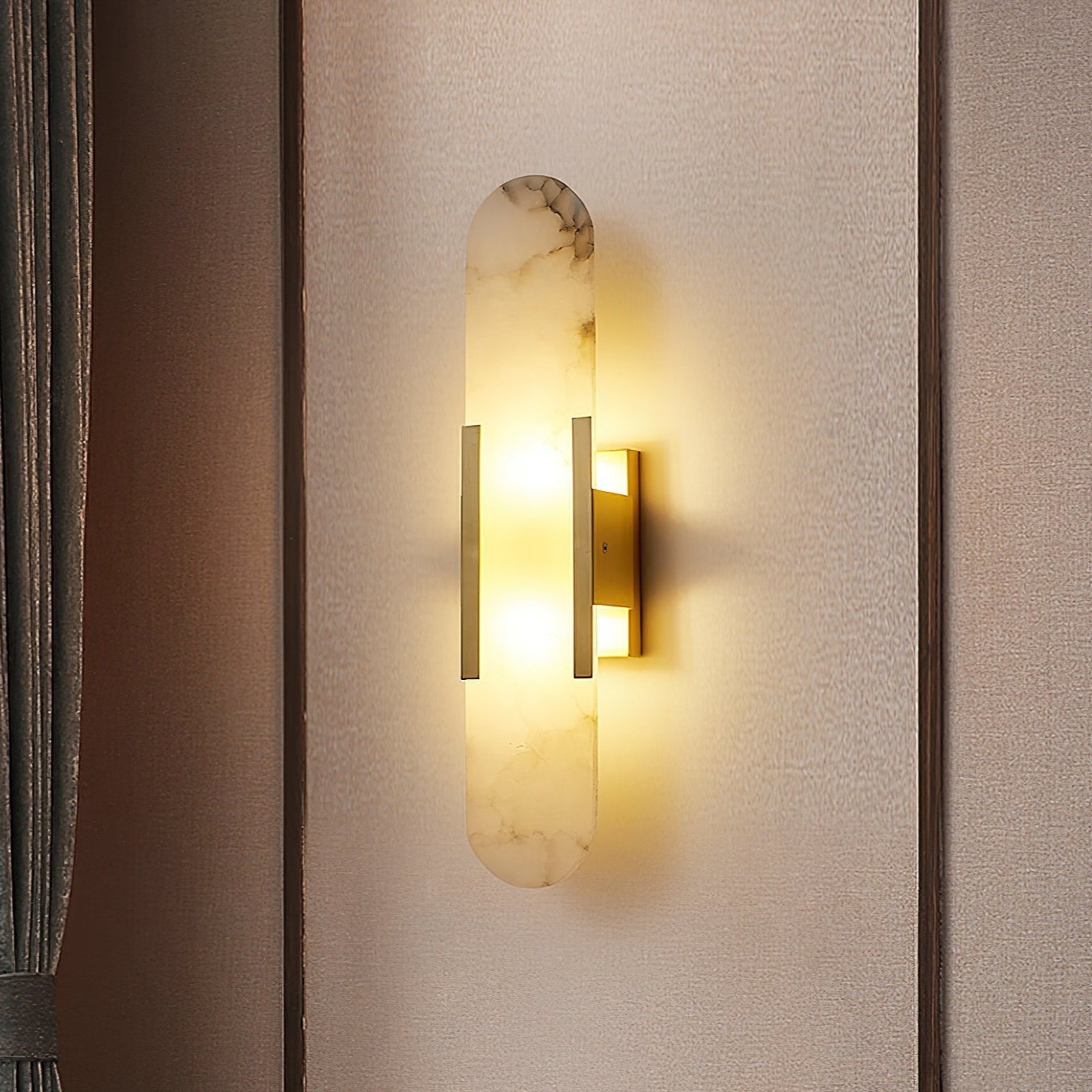 Melanze Wall Light