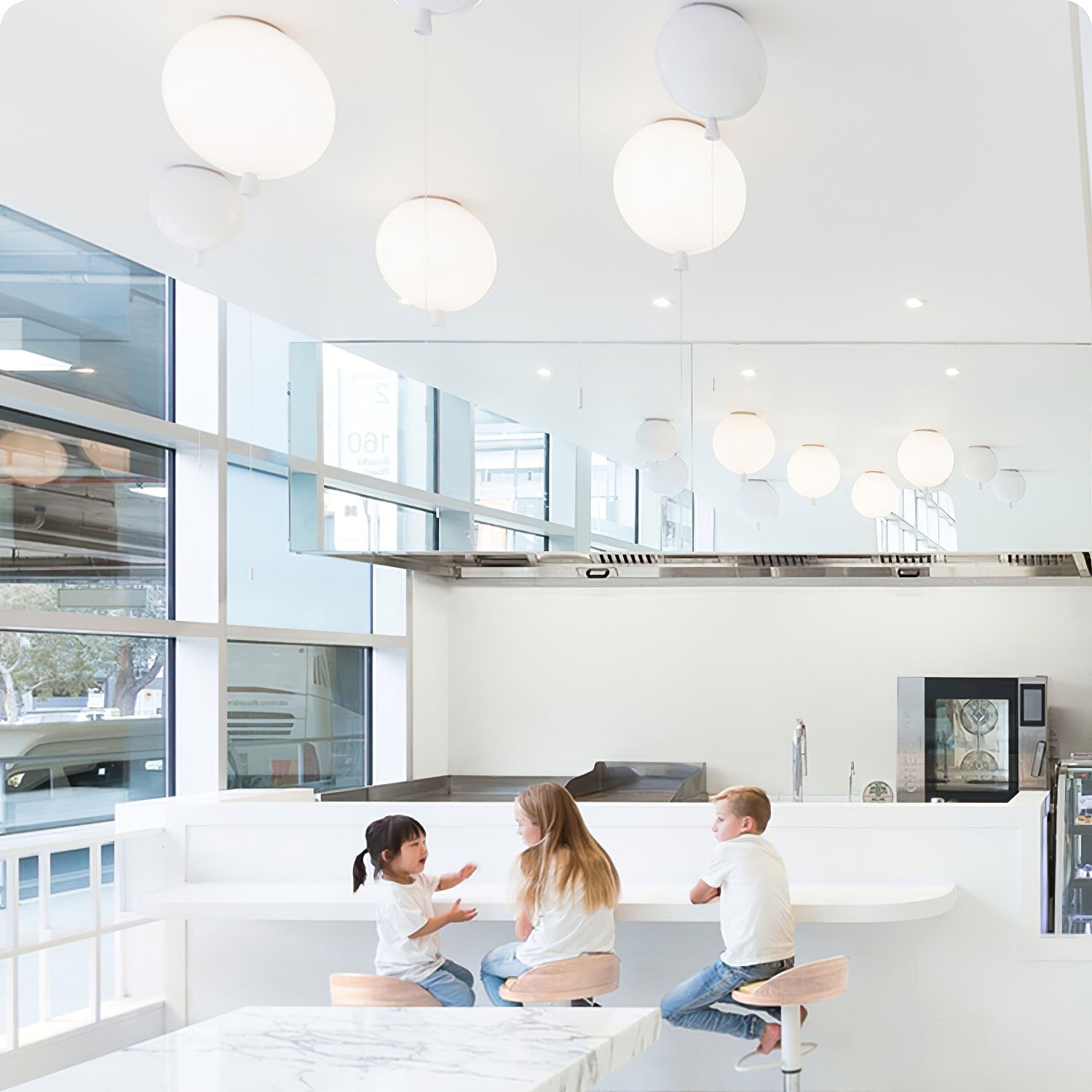 Brizon Balloon Ceiling Light
